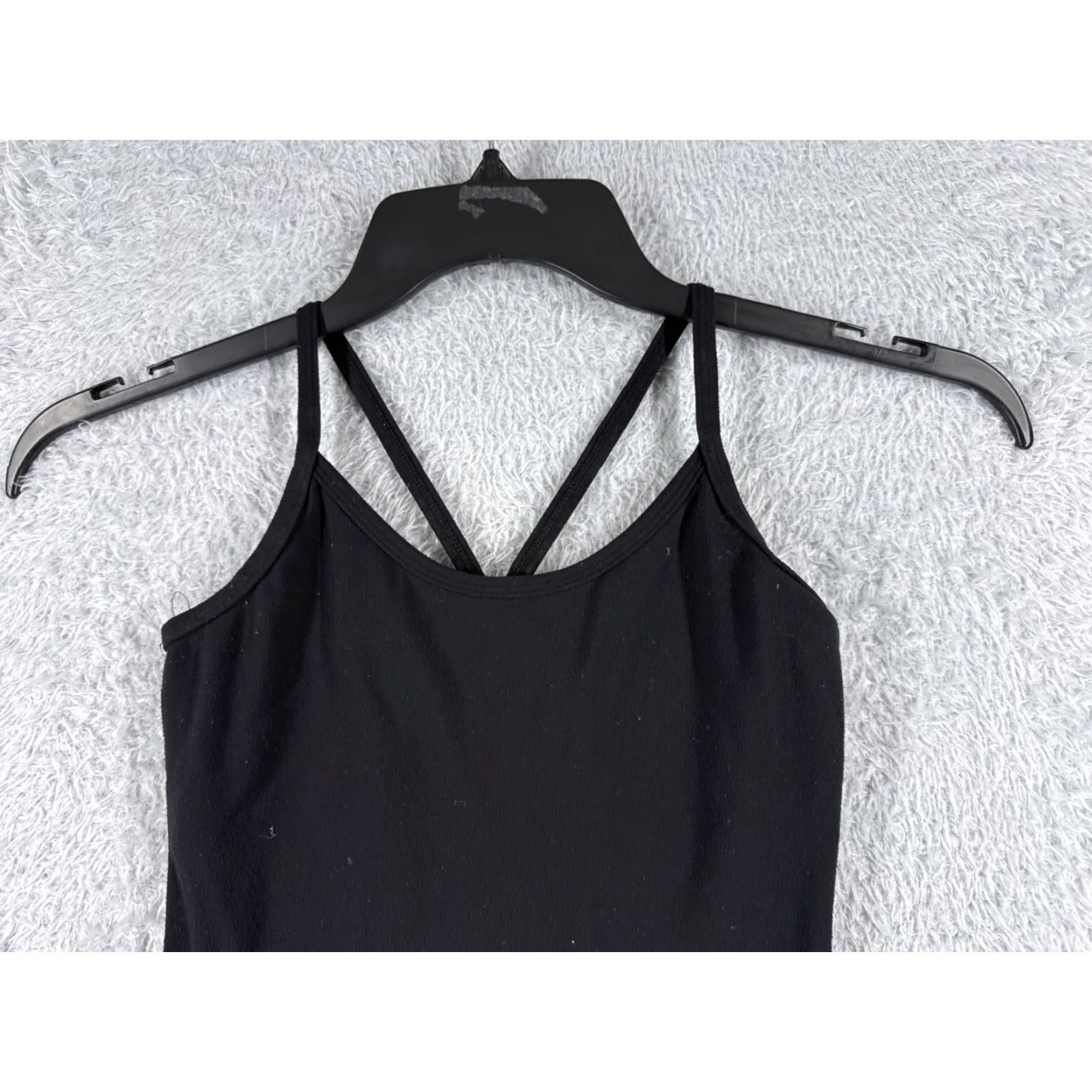 Lululemon Lululemon Shirt Women Tank Black Round Neck Racerback Strap Gym Yoga Workout READ Size XS / US 0-2 / IT 36-38 - 4 Thumbnail