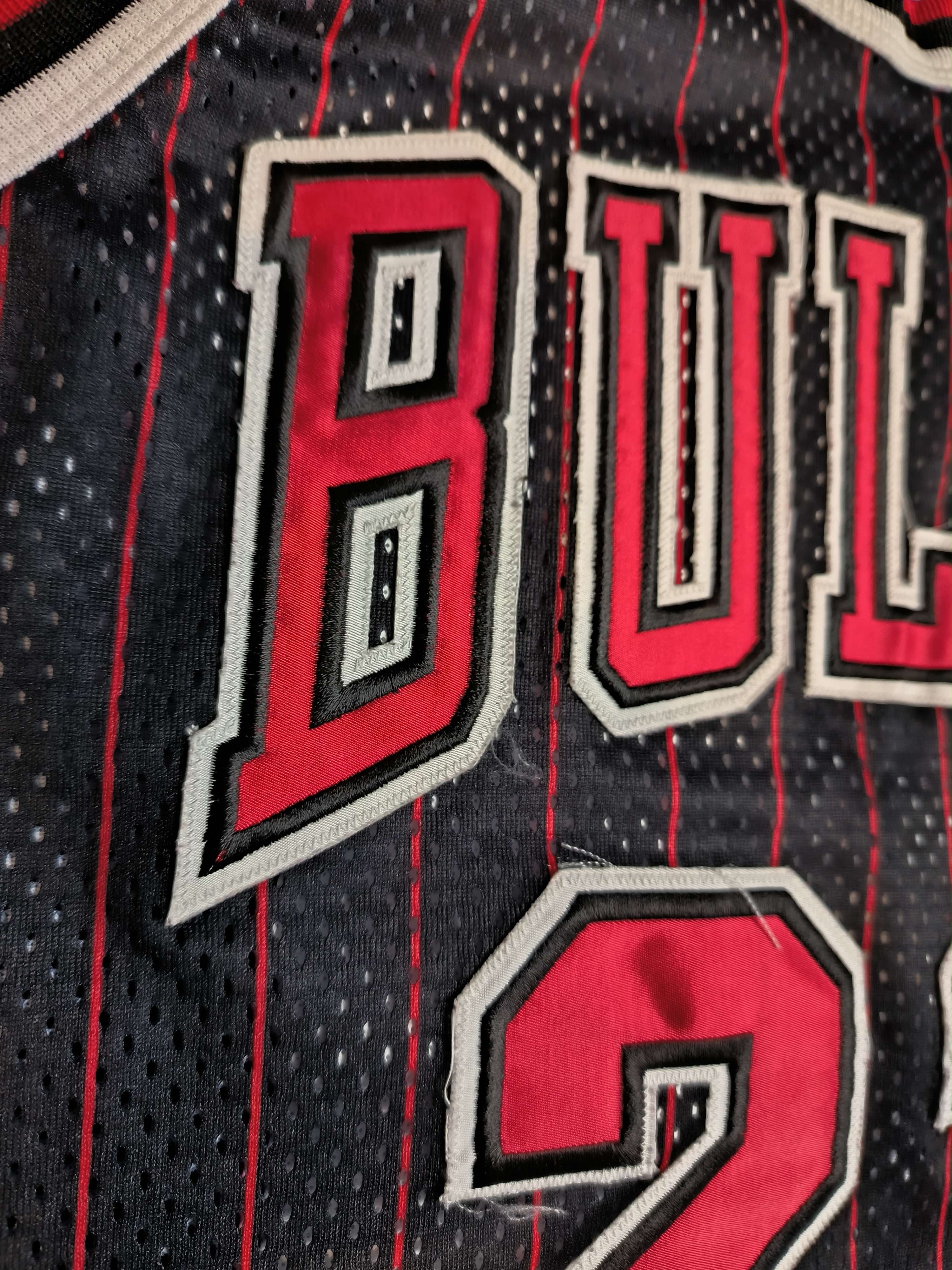 Champion Chicago Bulls M.Jordan Gold Logo Authentic NBA jersey sz 44 Size US L / EU 52-54 / 3 - 4 Thumbnail