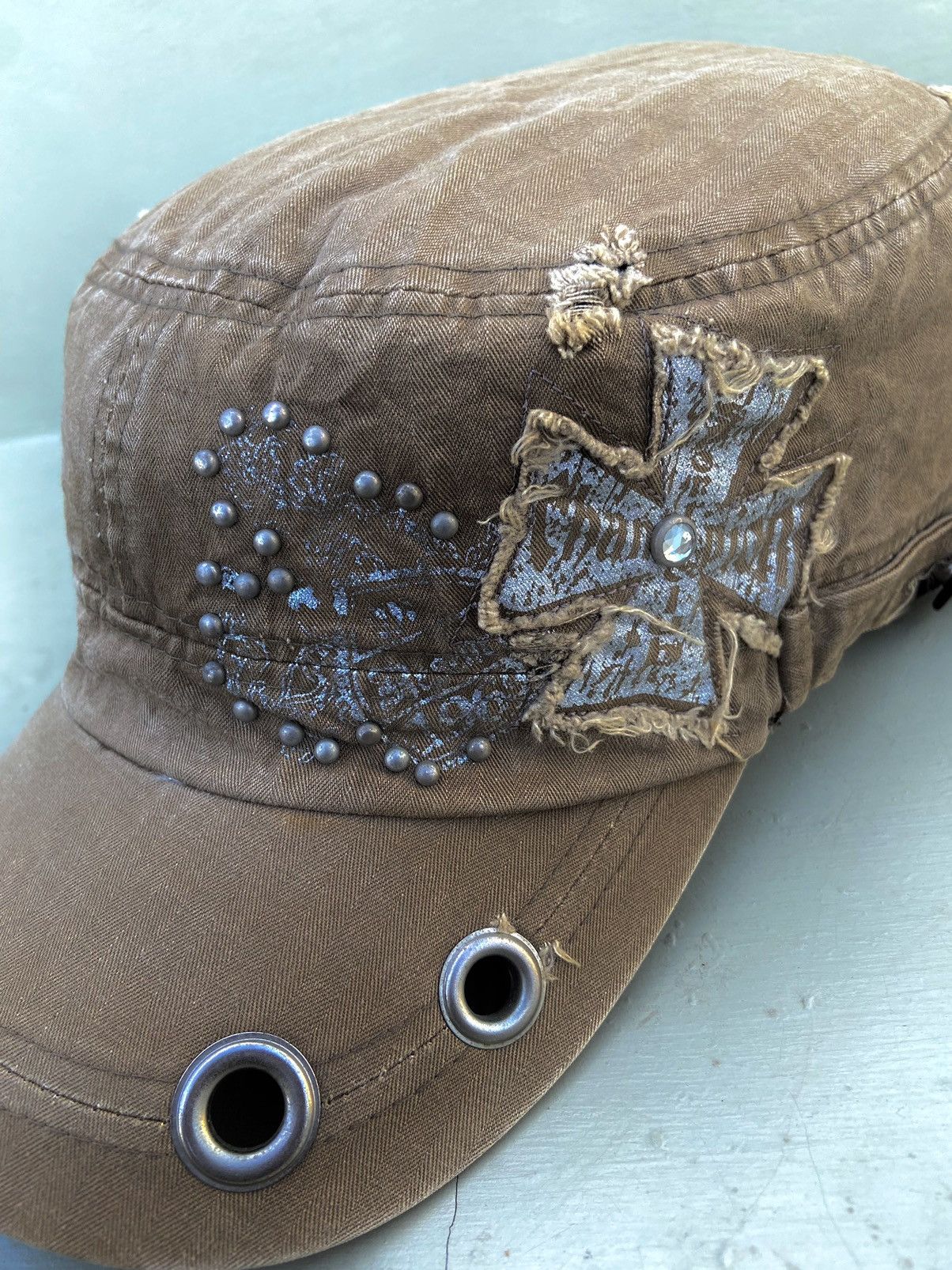 If Six Was Nine 2000s punk button studded ifsix was nine patrol hat Size ONE SIZE - 3 Thumbnail