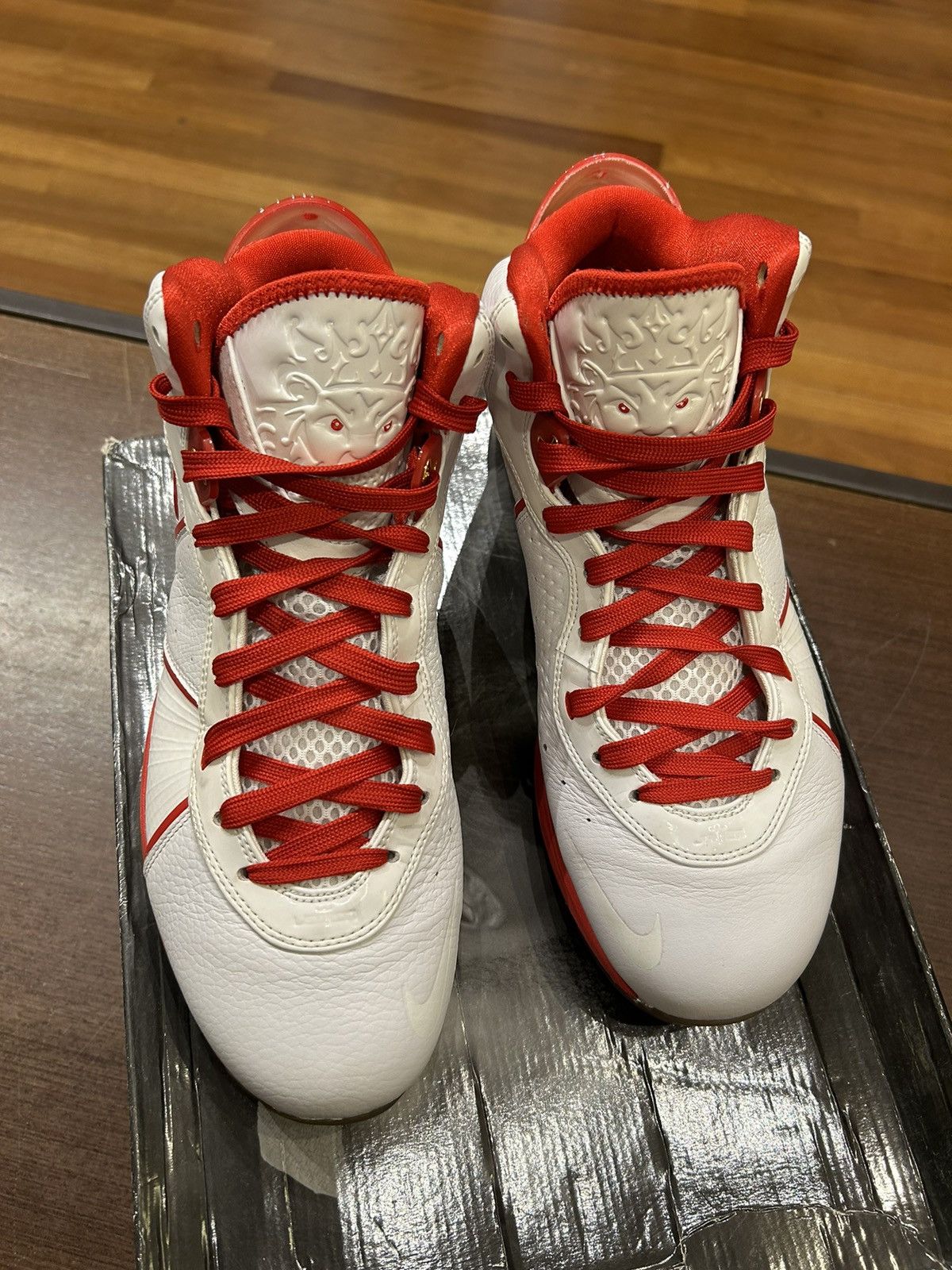 Nike Lebron 8 ‘Un-China’ Size US 12 / EU 45 - 4 Thumbnail