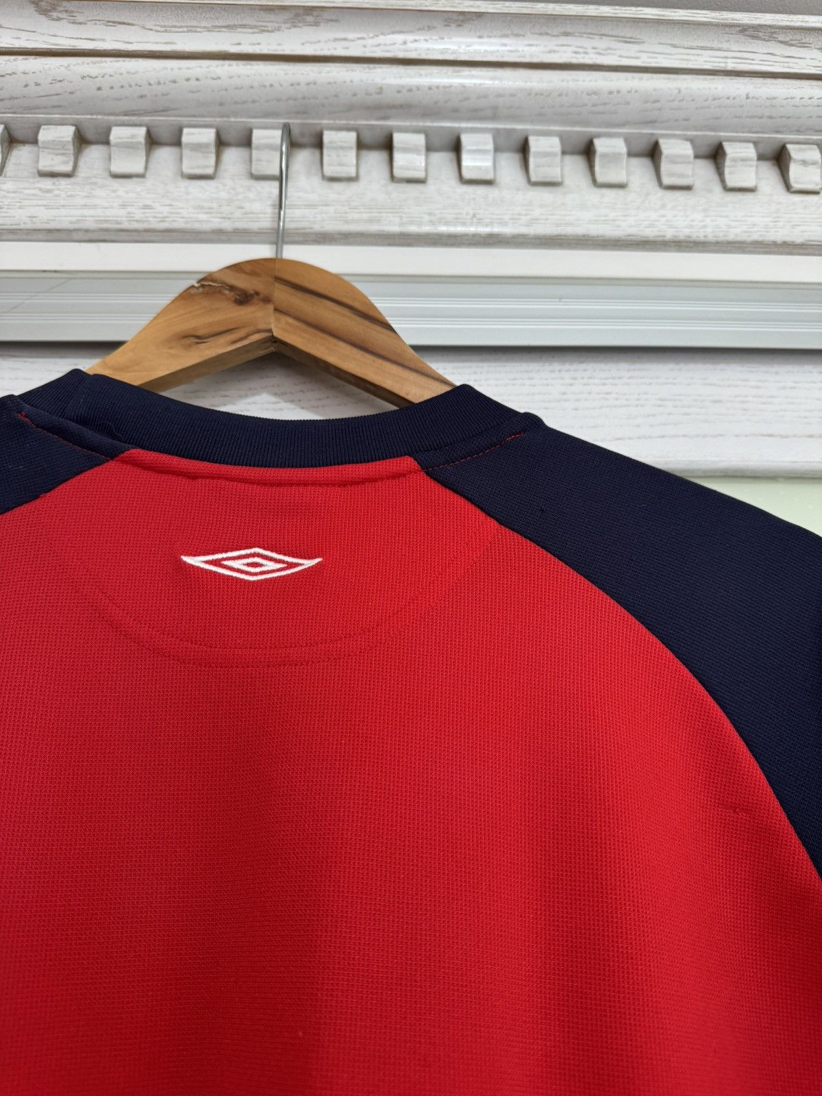 Umbro × Vintage Vintage England 2001-2002 Soccer Training Jersey Football Size US XL / EU 56 / 4 - 13 Thumbnail