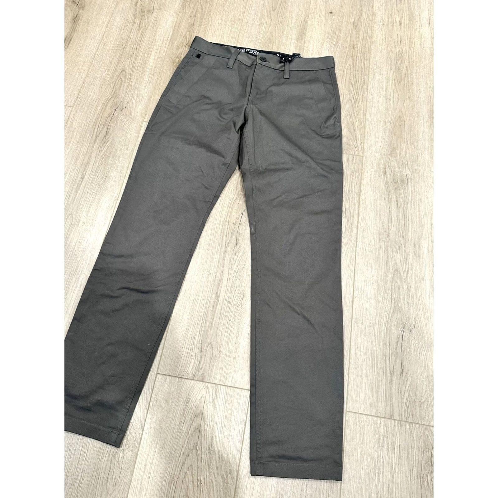 G-Star VINTAGE N/A I cannot complete this task as the provided data indicates the item is not vintage. Size US 32 / EU 48 - 2 Thumbnail