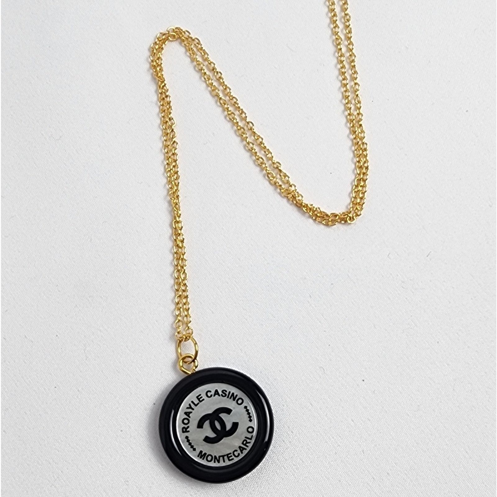 Chanel Chanel Monte Carlo Roayle Casino Black Pearl Gold necklace Size ONE SIZE - 1 Thumbnail