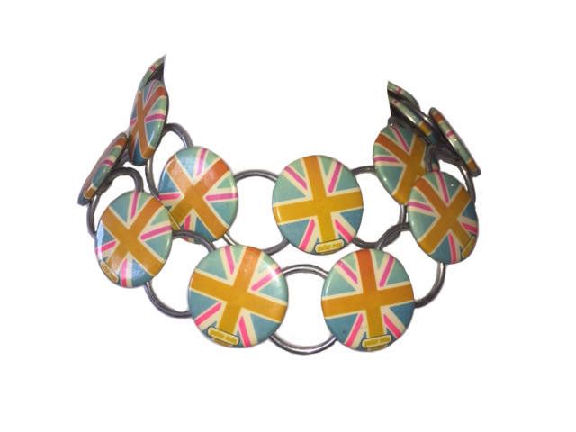 Designer Runway Peter Max Pastel British Flag Button Necklace Belt Size ONE SIZE - 1 Thumbnail