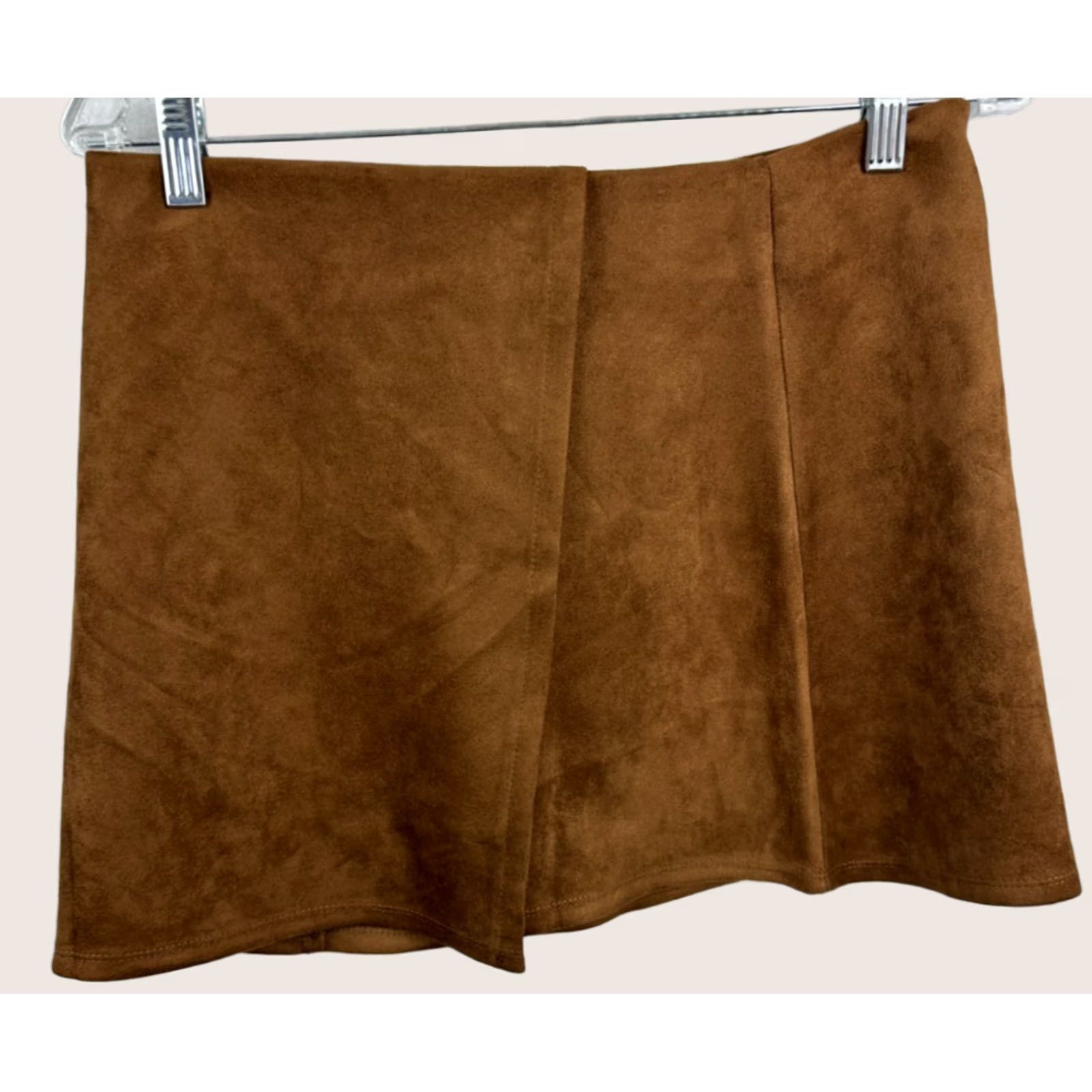 Mango Mango MNG Mini Skirt Womens Size Medium Brown Faux Suede Lined work 87735 309 Size 28" / US 6 / IT 42 - 1 Thumbnail