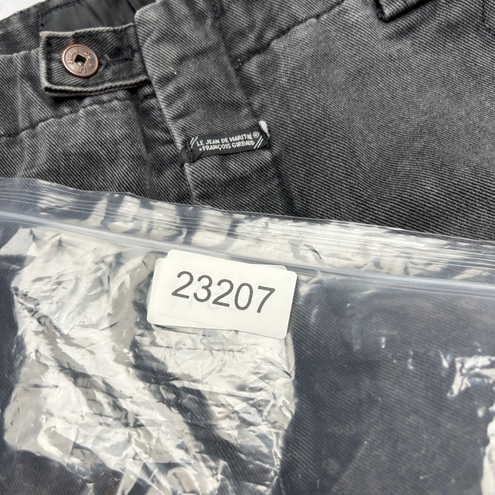 Marithe + Francois Girbaud Marithe Francois Girbaud MFG Baggy Jeans Shuttle Tape Size US 36 / EU 52 - 19 Thumbnail