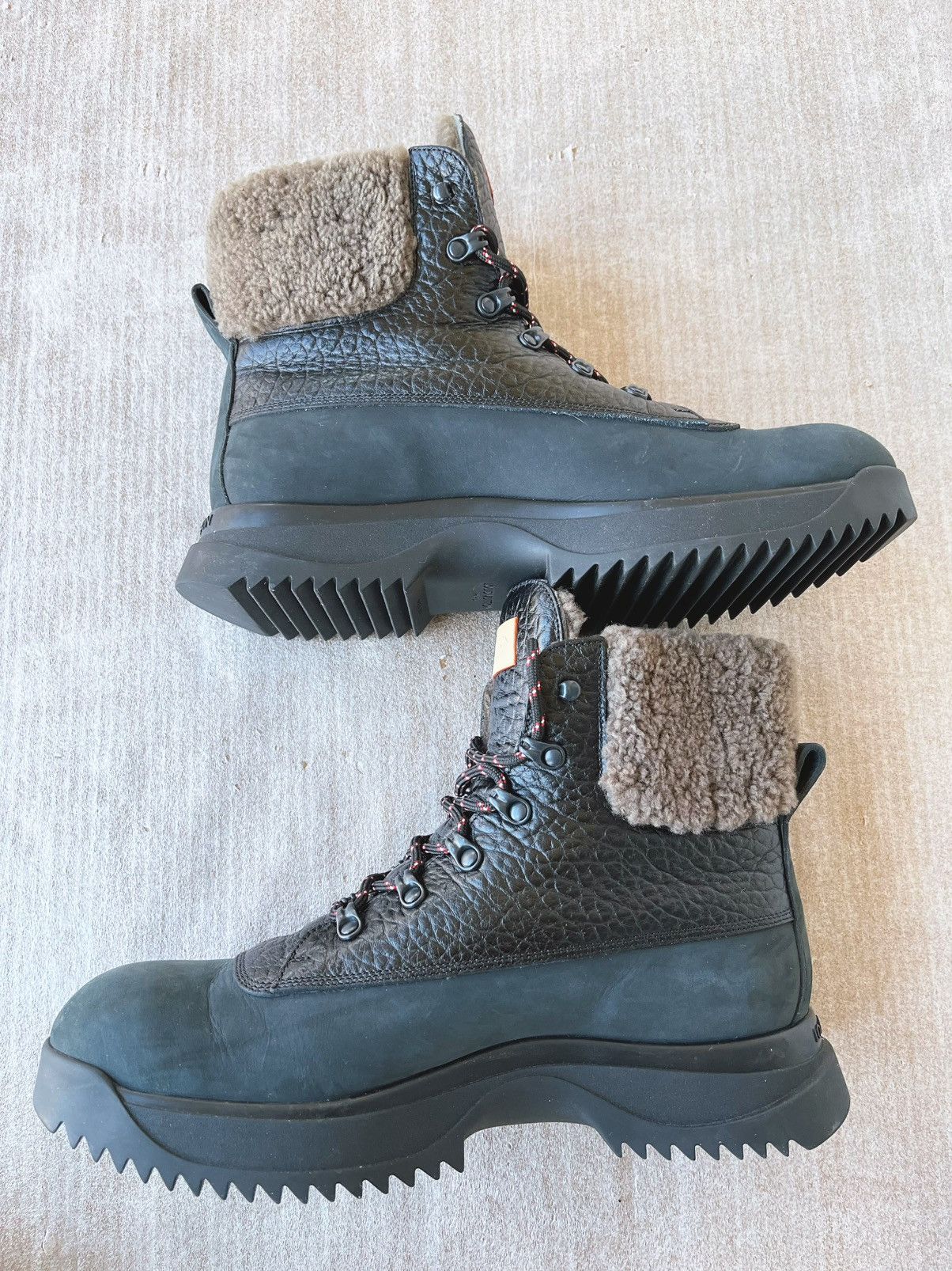 Louis Vuitton Brand new Louis Vuitton boots Size US 9.5 / EU 42-43 - 2 Thumbnail