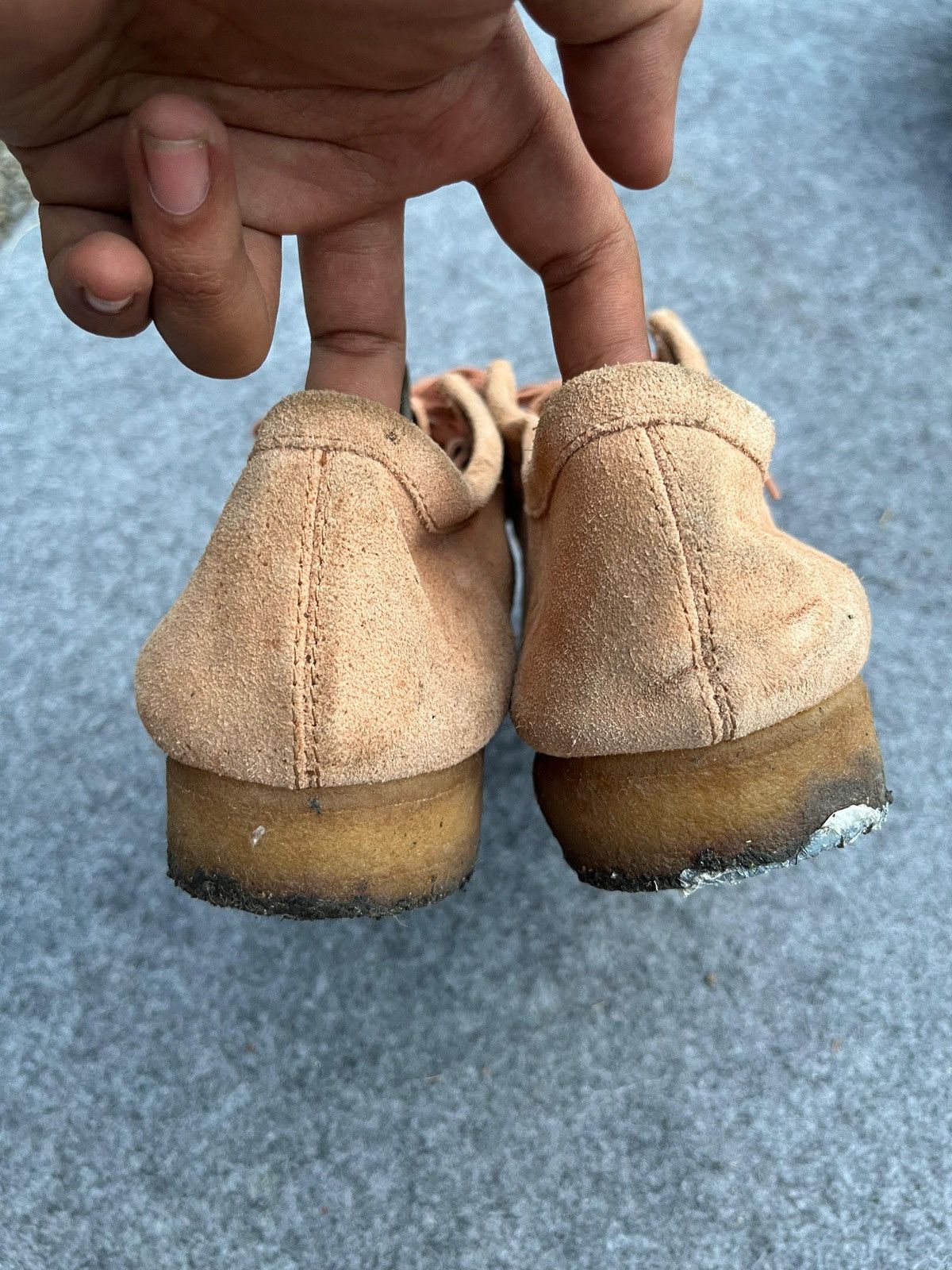 Clarks Clarks wallabe tan suede low top Size US 11 / EU 44 - 5 Thumbnail
