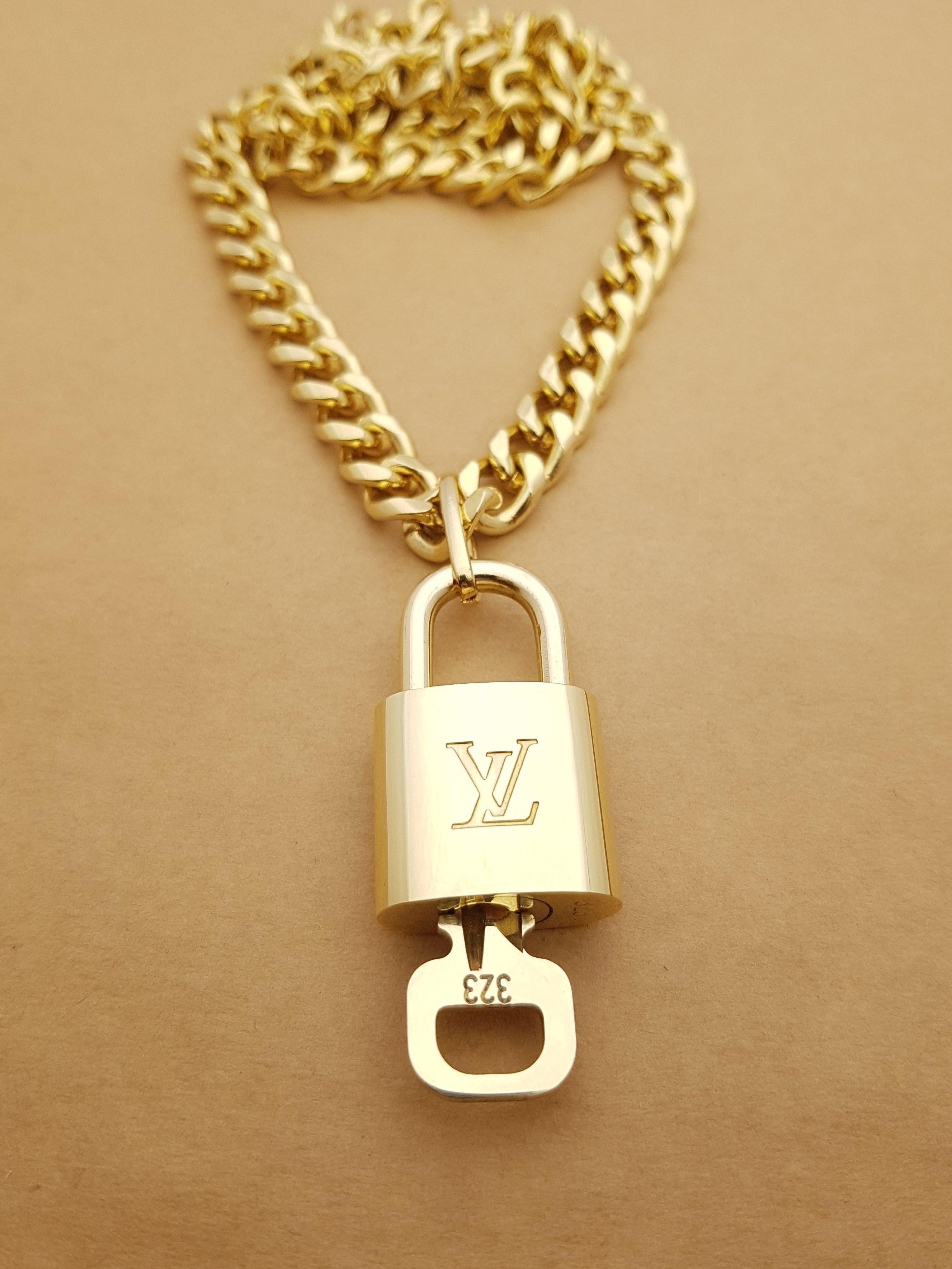 vuitton gold lock chain