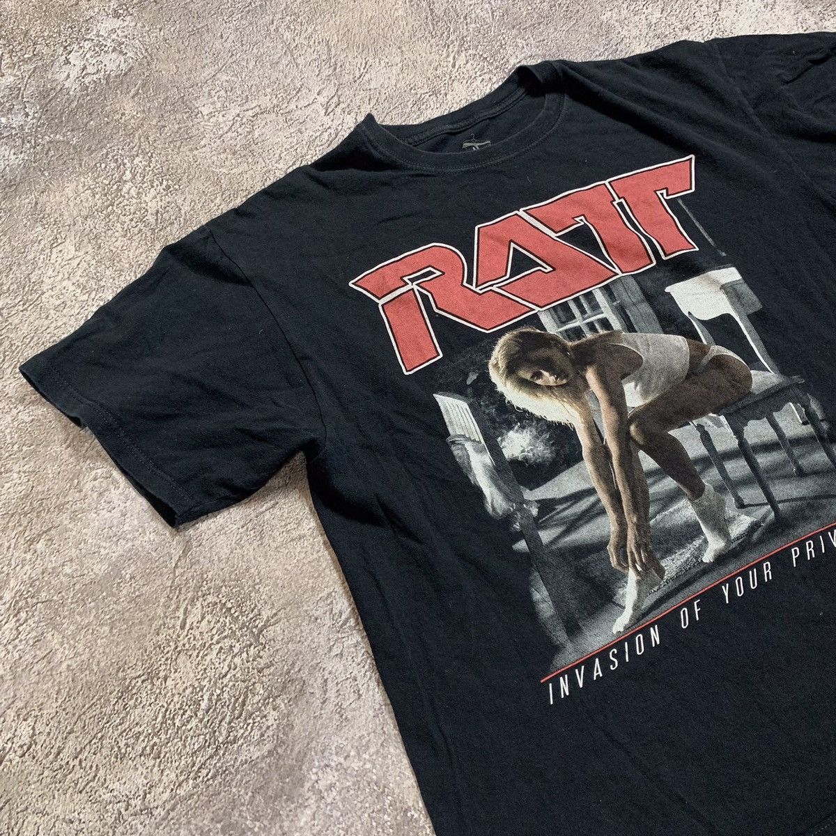 Vintage Vintage 90s Ratt Band Graphic Tee Horror Punk Streetwear XL Size US XL / EU 56 / 4 - 3 Thumbnail
