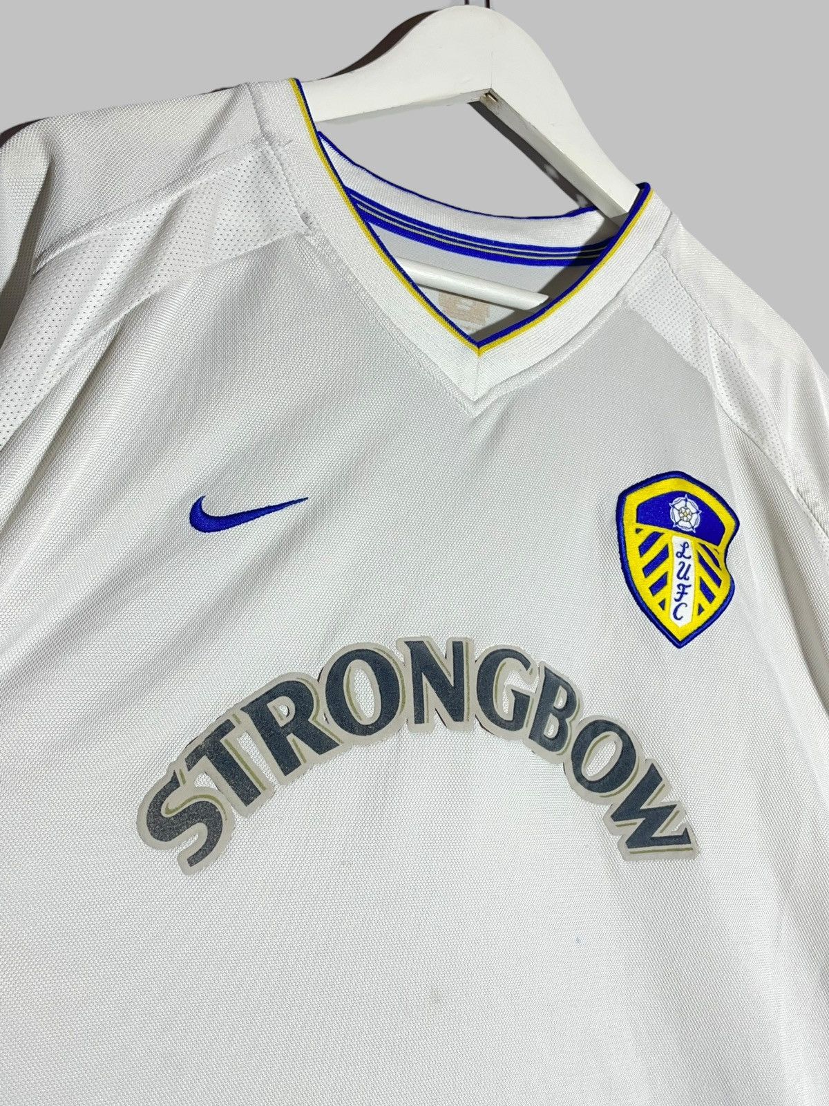 Nike × Vintage Leeds United Nike 2000/02 Home Vintage Football Shirt Size US XL / EU 56 / 4 - 5 Thumbnail