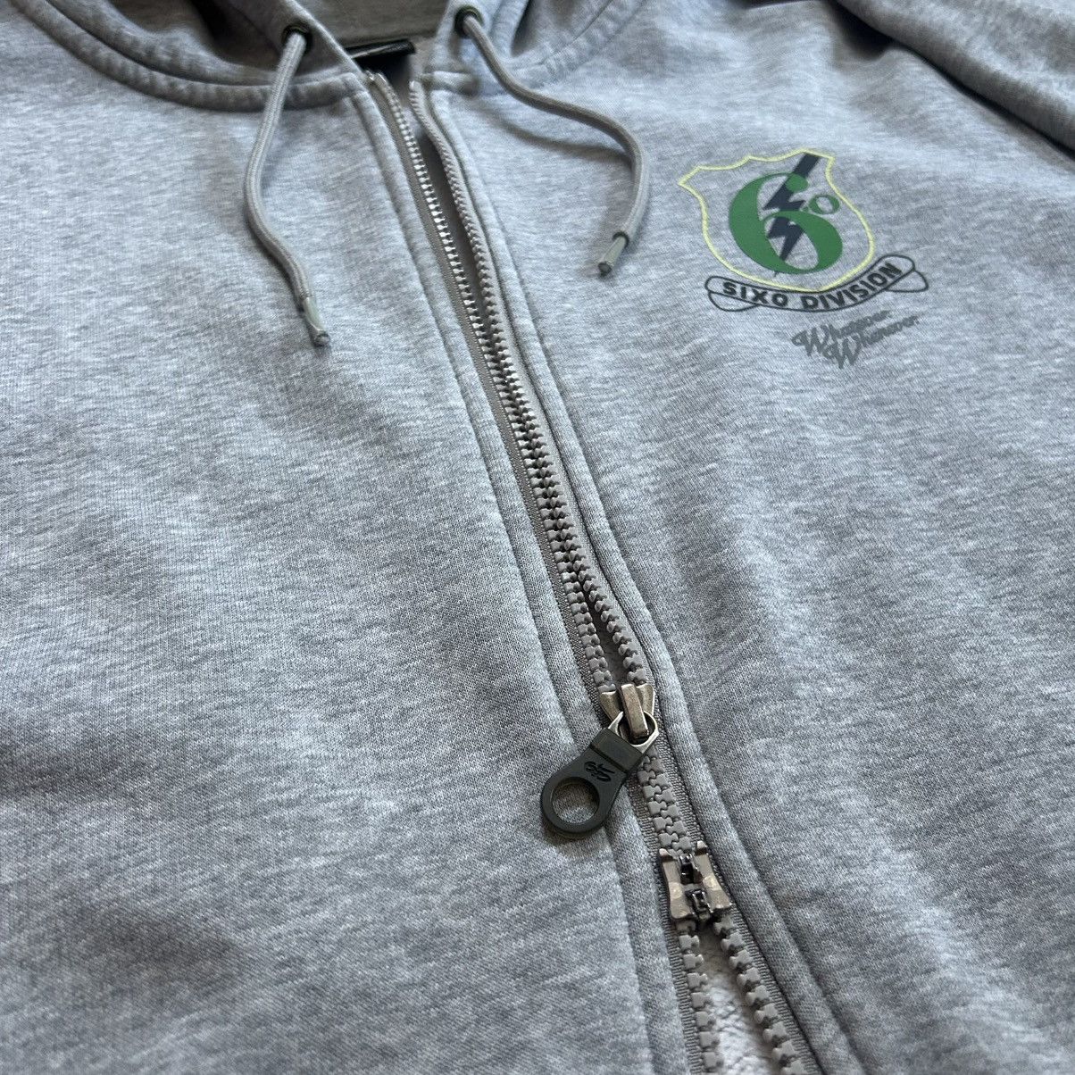 Nike 2011 NiKE 6.0 SiXO DiViSiON HEATHER GREY YKK ZiP UP HOODiE Size US XL / EU 56 / 4 - 4 Thumbnail