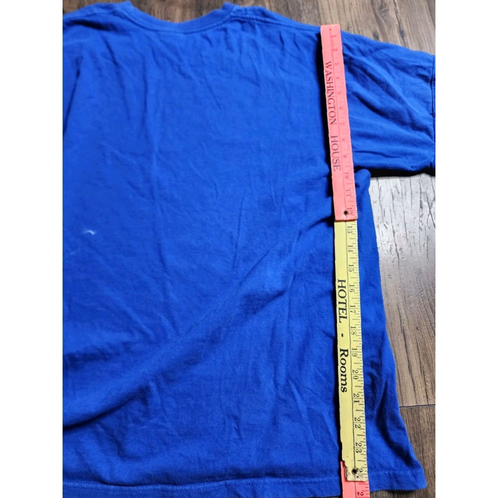 Jerzees VINTAGE Mens XL Roman Helmet Hair T Shirt Distressed Renaissance Medieval Blue 1990s Graphic Tee Men Size US XL / EU 56 / 4 - 3 Thumbnail