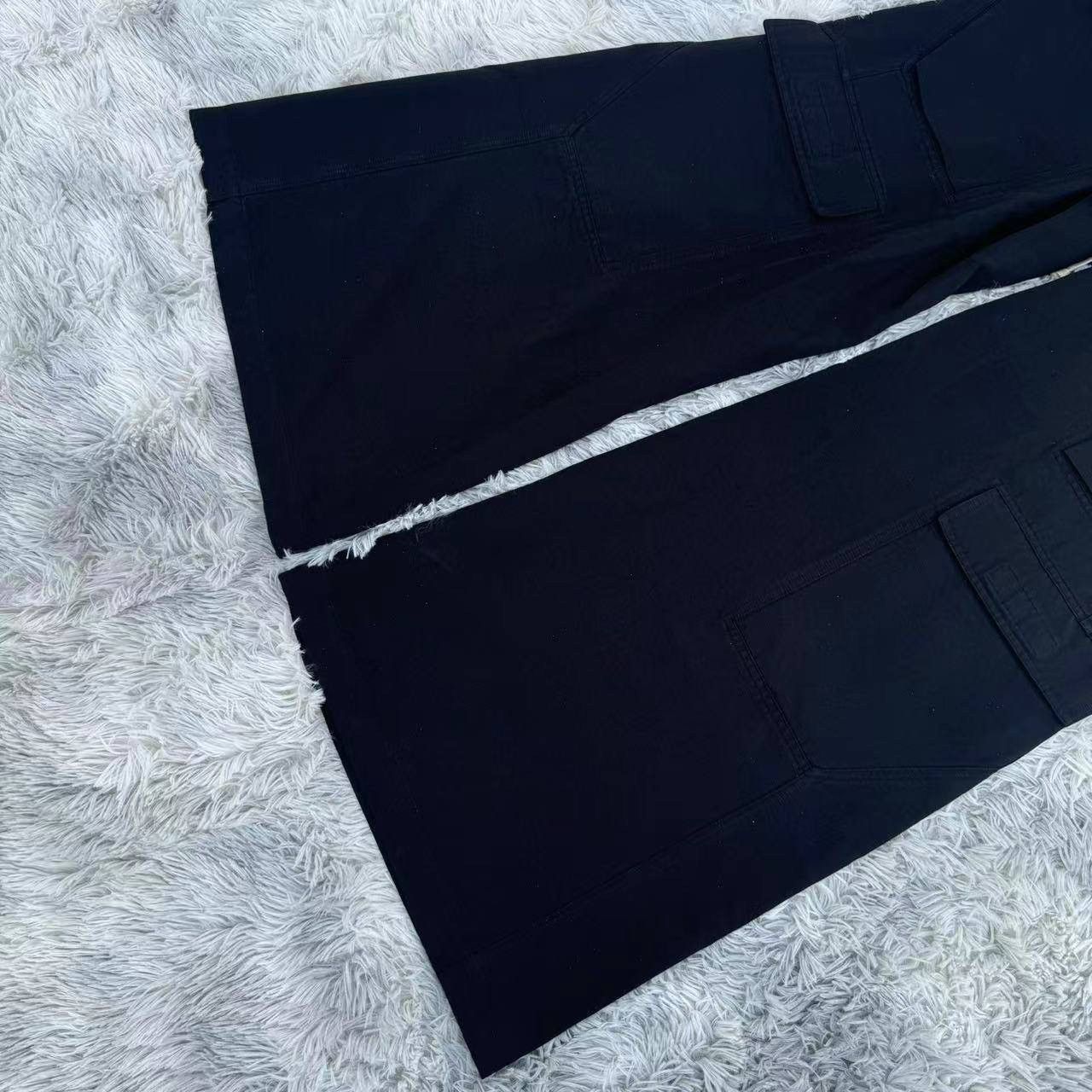 Rick Owens rick owens 24ss cargo black Size US 33 - 3 Thumbnail