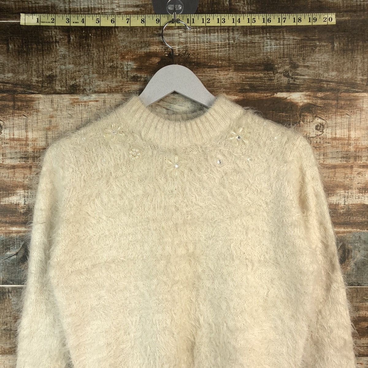 Vintage DL Ingni White shaggy fur Mohair Knitwear #C390 Size S / US 4 / IT 40 - 2 Thumbnail