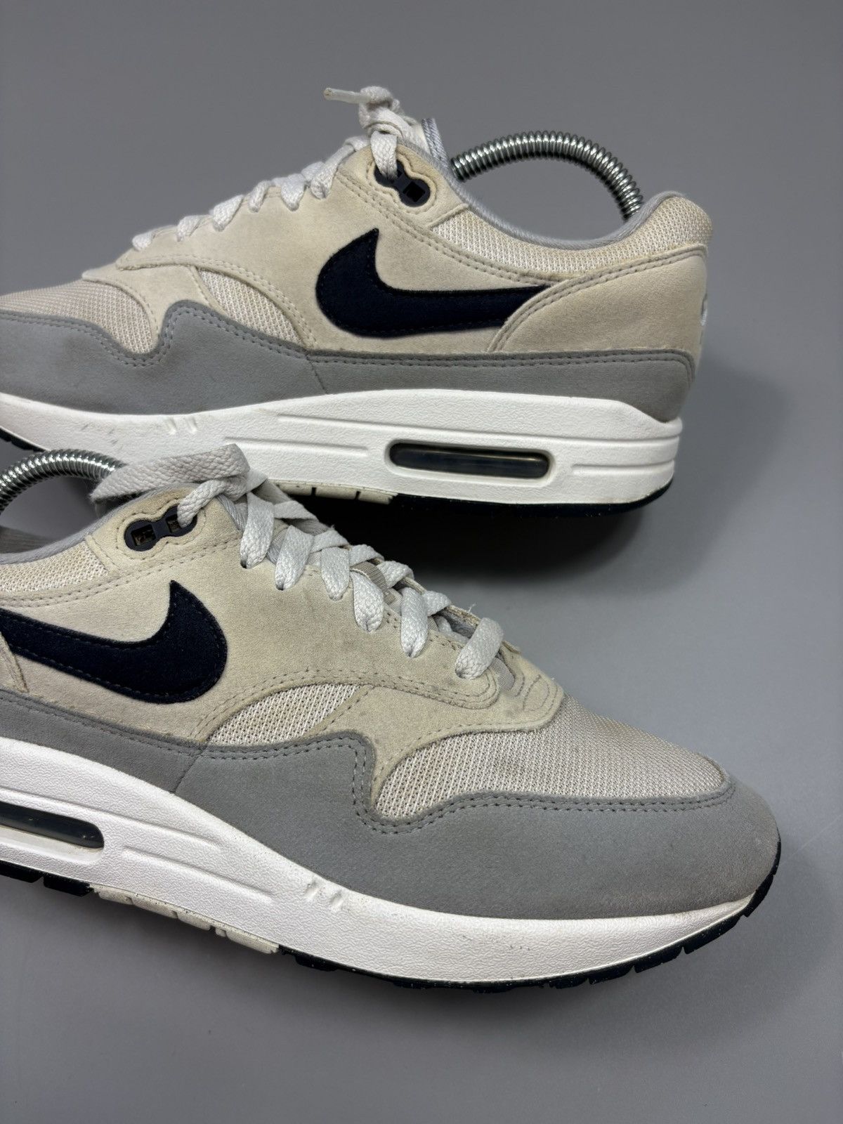 Nike Nike Air Max 1 Low Platinum Dark Obsidian mens shoes Size US 8 / EU 41 - 3 Thumbnail