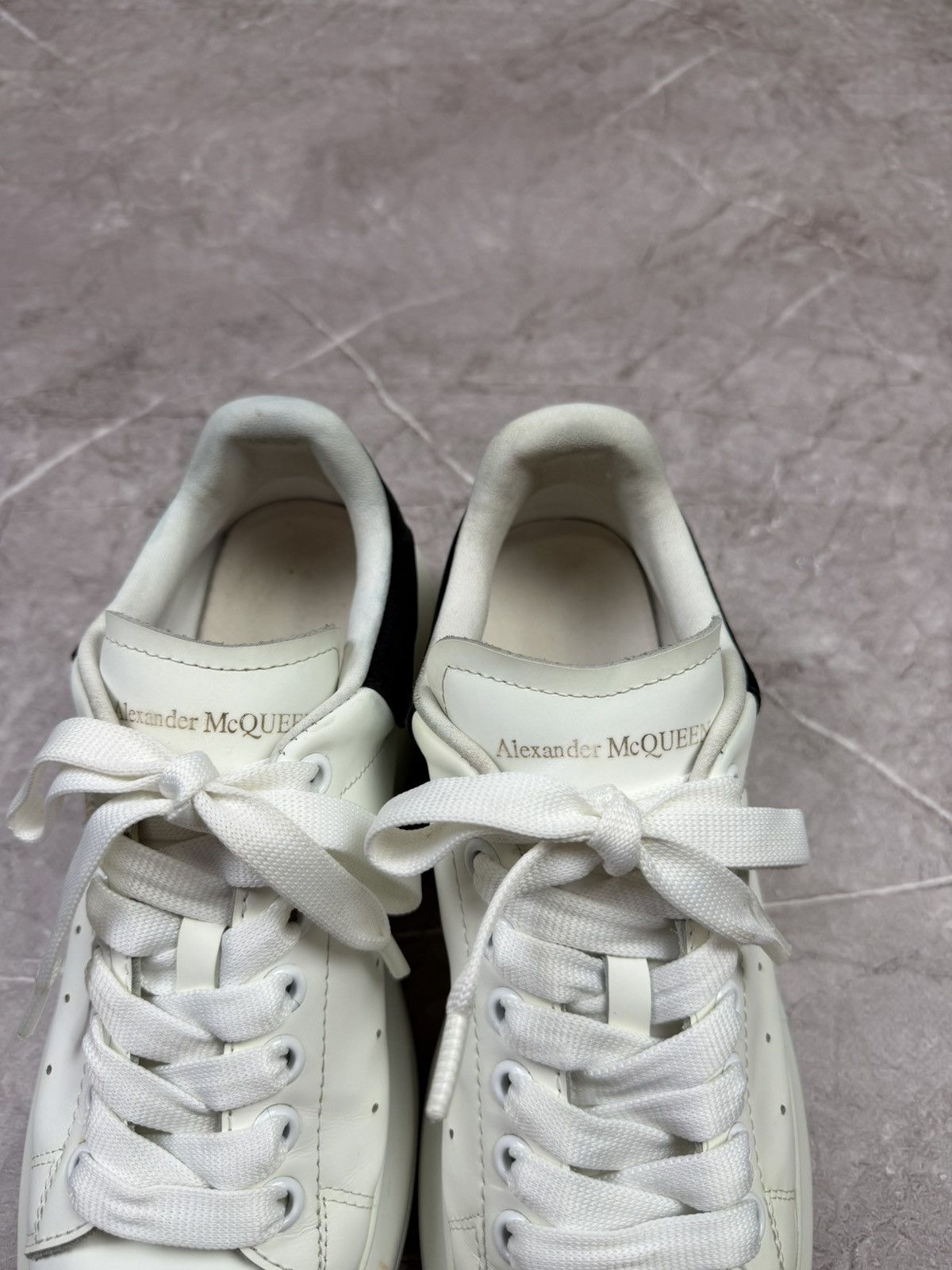 Alexander McQueen Alexander McQueen Sneakers Size 40 Size US 7 / EU 40 - 8 Thumbnail