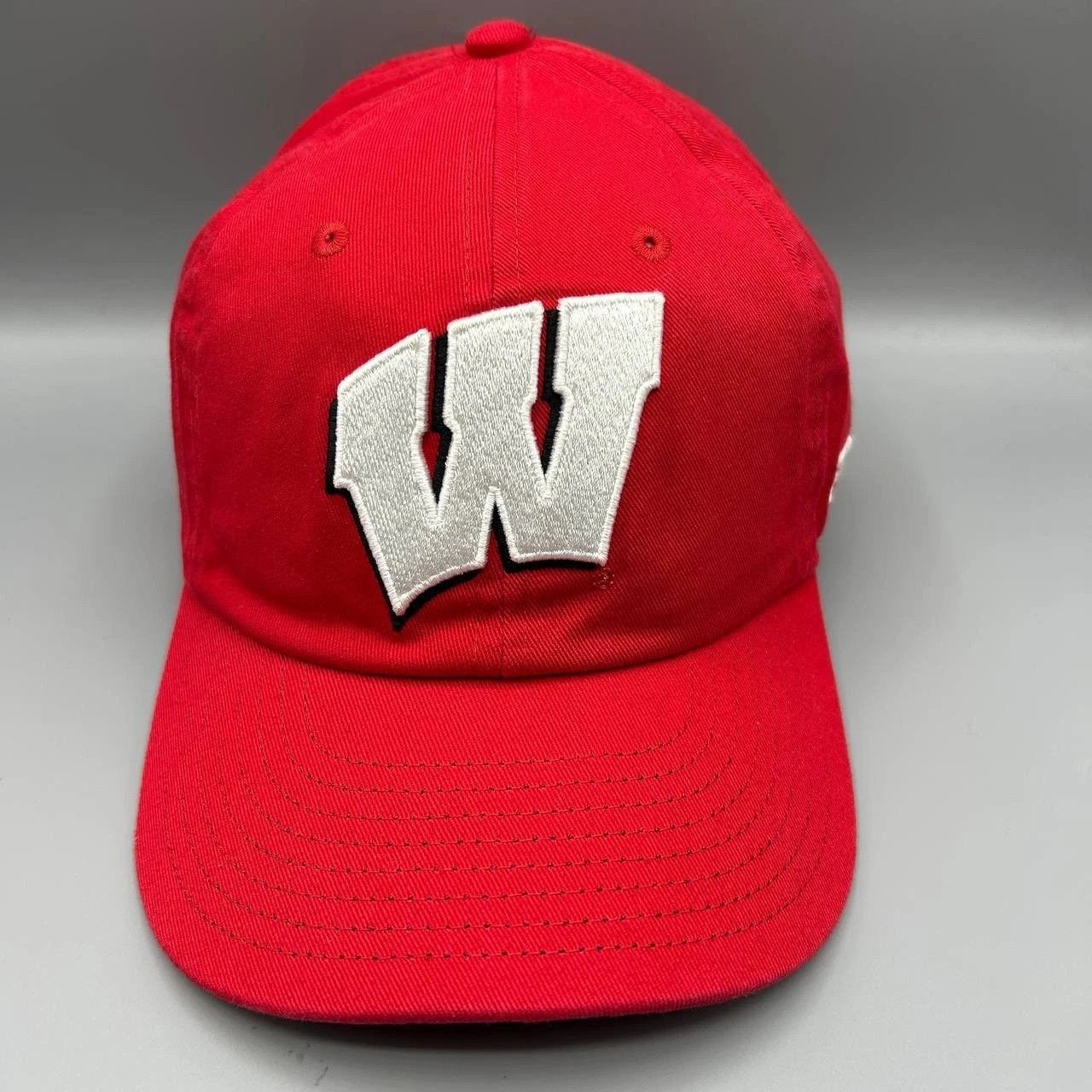 Other Wisconsin Badgers Hat Embroidered Fanatics Strap Back Cotton Size ONE SIZE - 1 Thumbnail