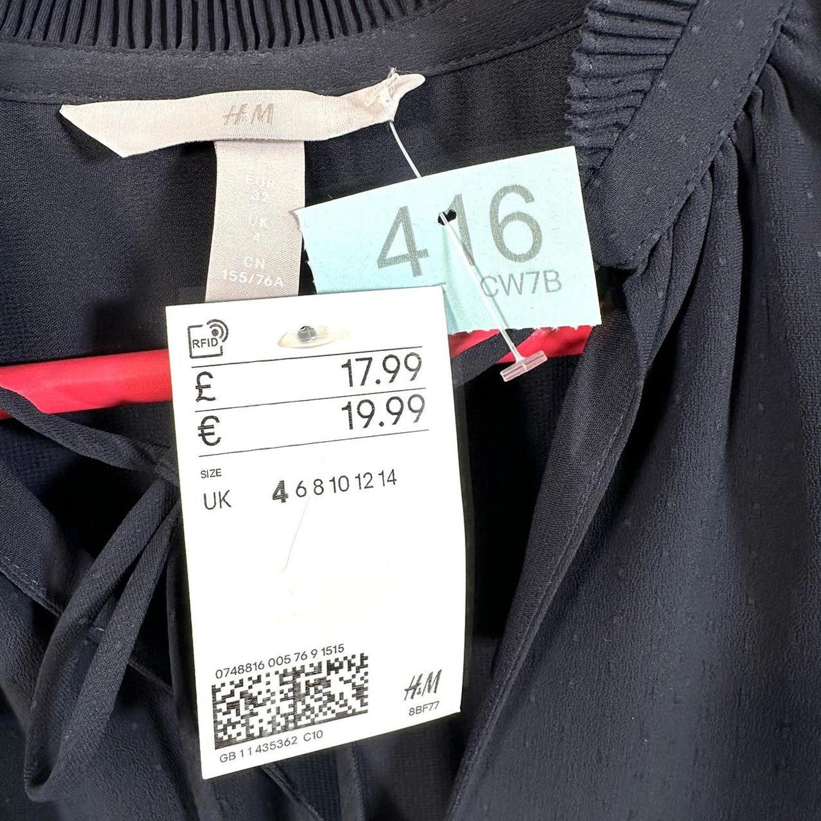 H&M H&M Women's Black and Navy Blous Size XS / US 0-2 / IT 36-38 - 2 Thumbnail