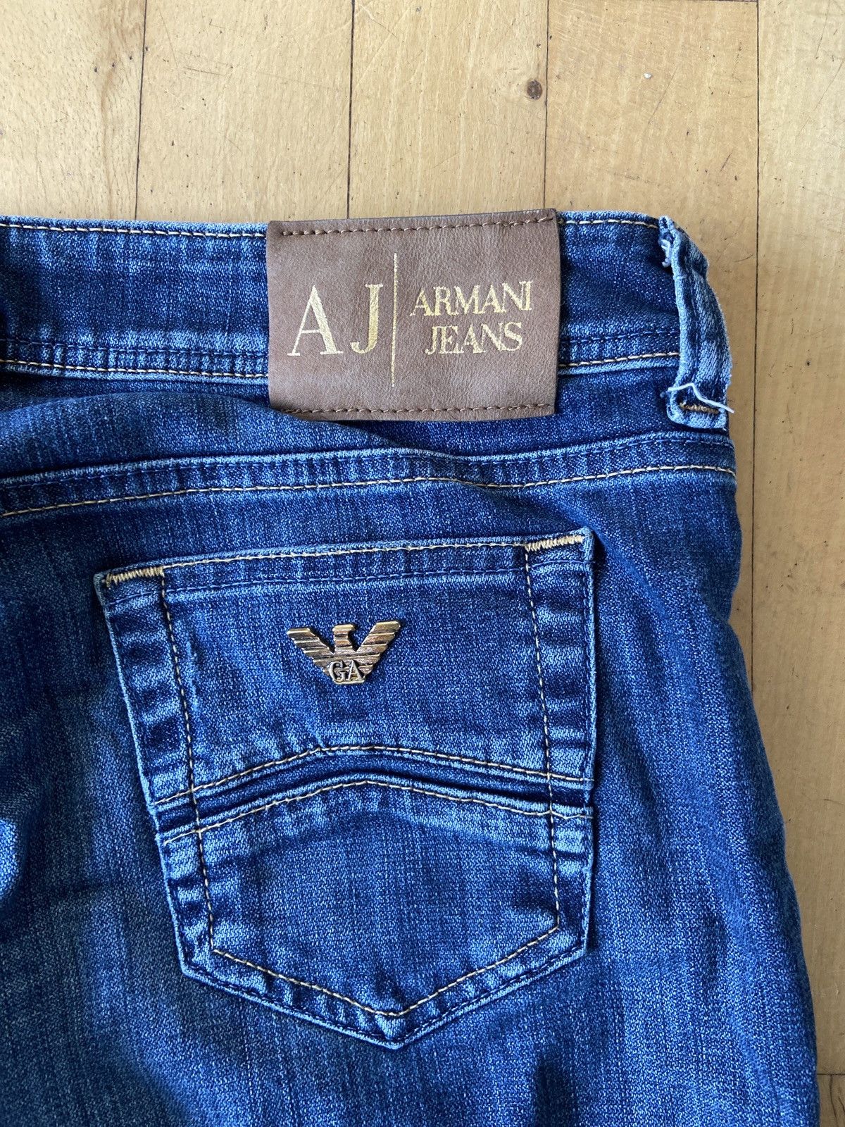 Armani Armani jeans with metal logo Size US 28 / EU 44 - 2 Thumbnail
