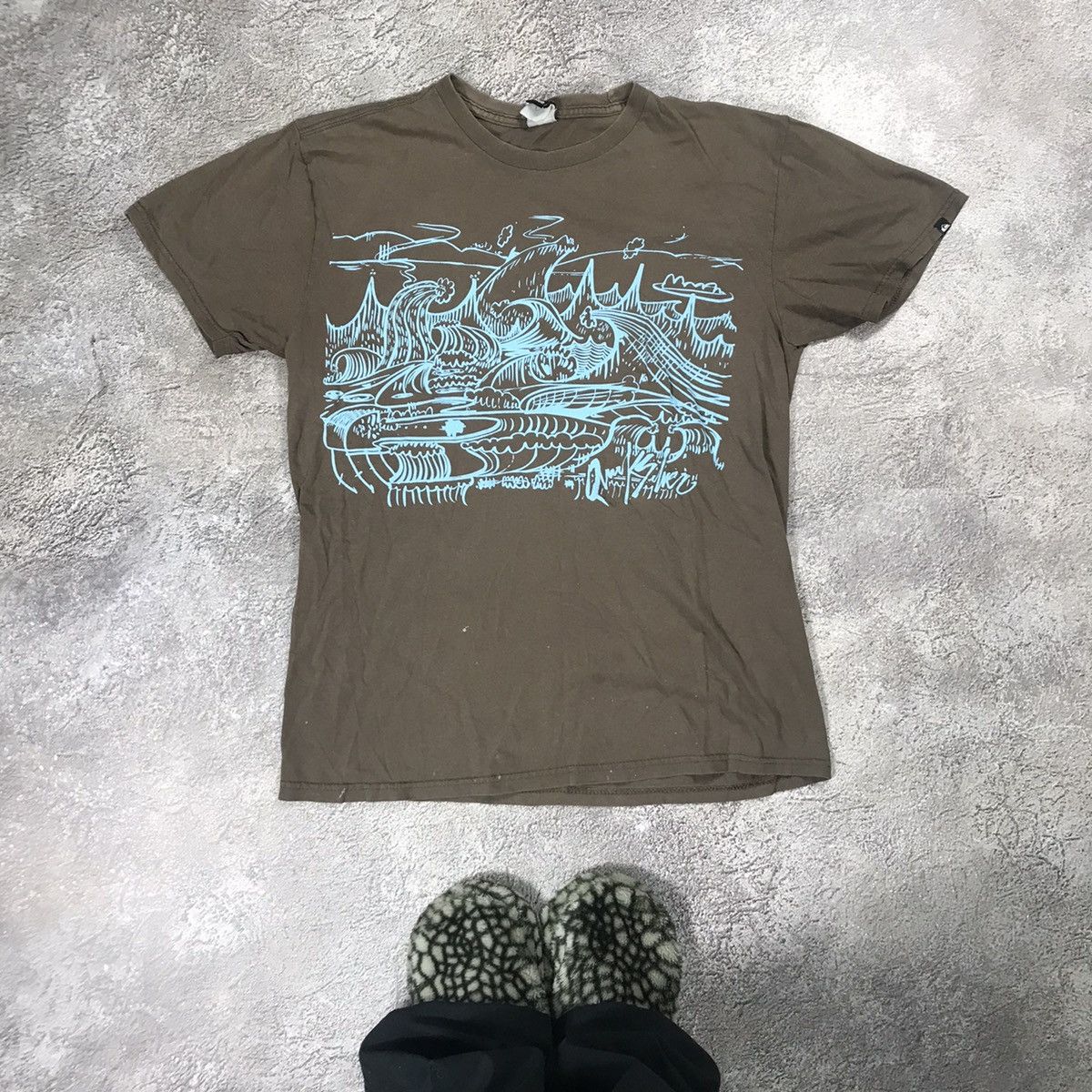 Vintage Vintage Y2K Quicksilver Sun Faded Graphic Tee Streetwear M Size US M / EU 48-50 / 2 - 1 Thumbnail
