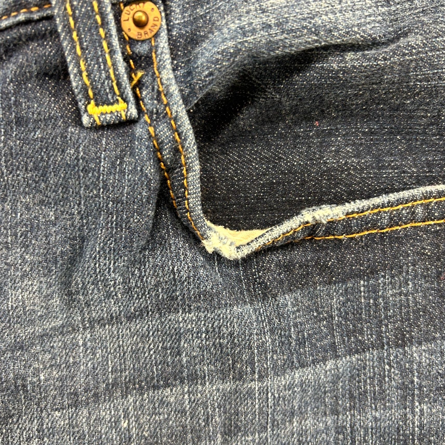 Lucky Brand VINTAGE Lucky Brand Jeans Mens 34x30 Blue Straight Classic Dark Baggy Loose Y2K Size US 34 / EU 50 - 4 Thumbnail