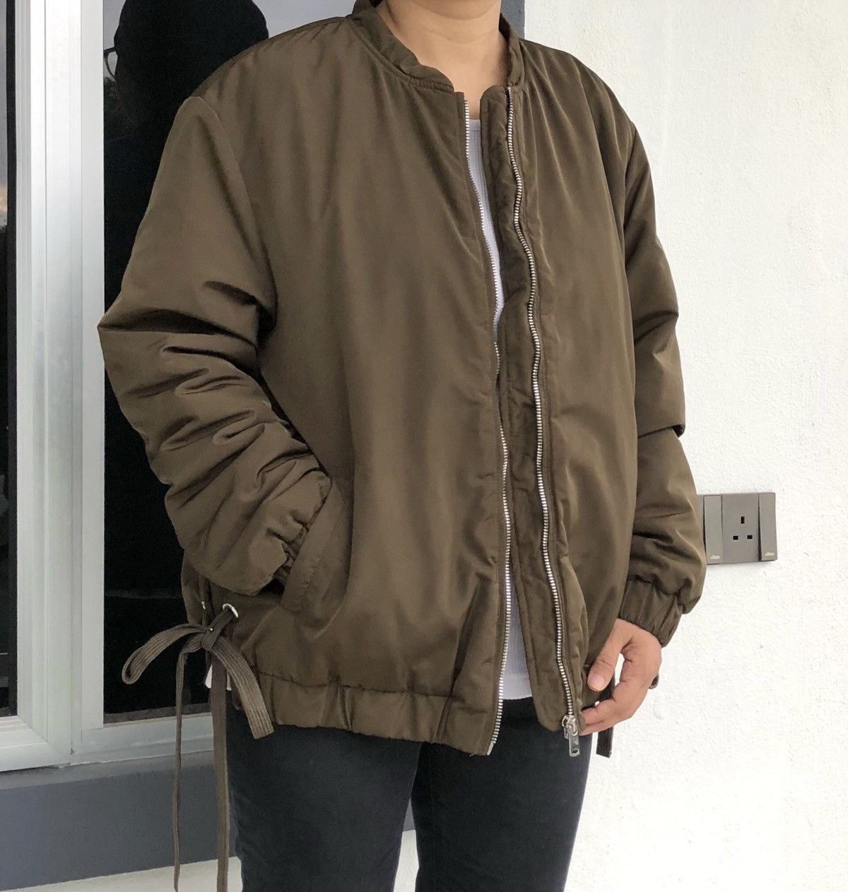 Zara Zara trf Outerwear Lined Quilted Bomber Jacket Size L / US 10 / IT 46 - 1 Thumbnail