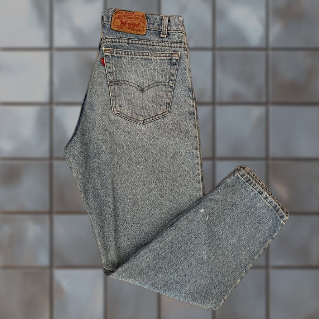 Levi's Vintage Levis 550 Jeans 32 Blue 90s Western USA Levi's Silvertab Straight Denim Jeans Mens ID:32x29 Size US 32 / EU 48 - 1 Thumbnail
