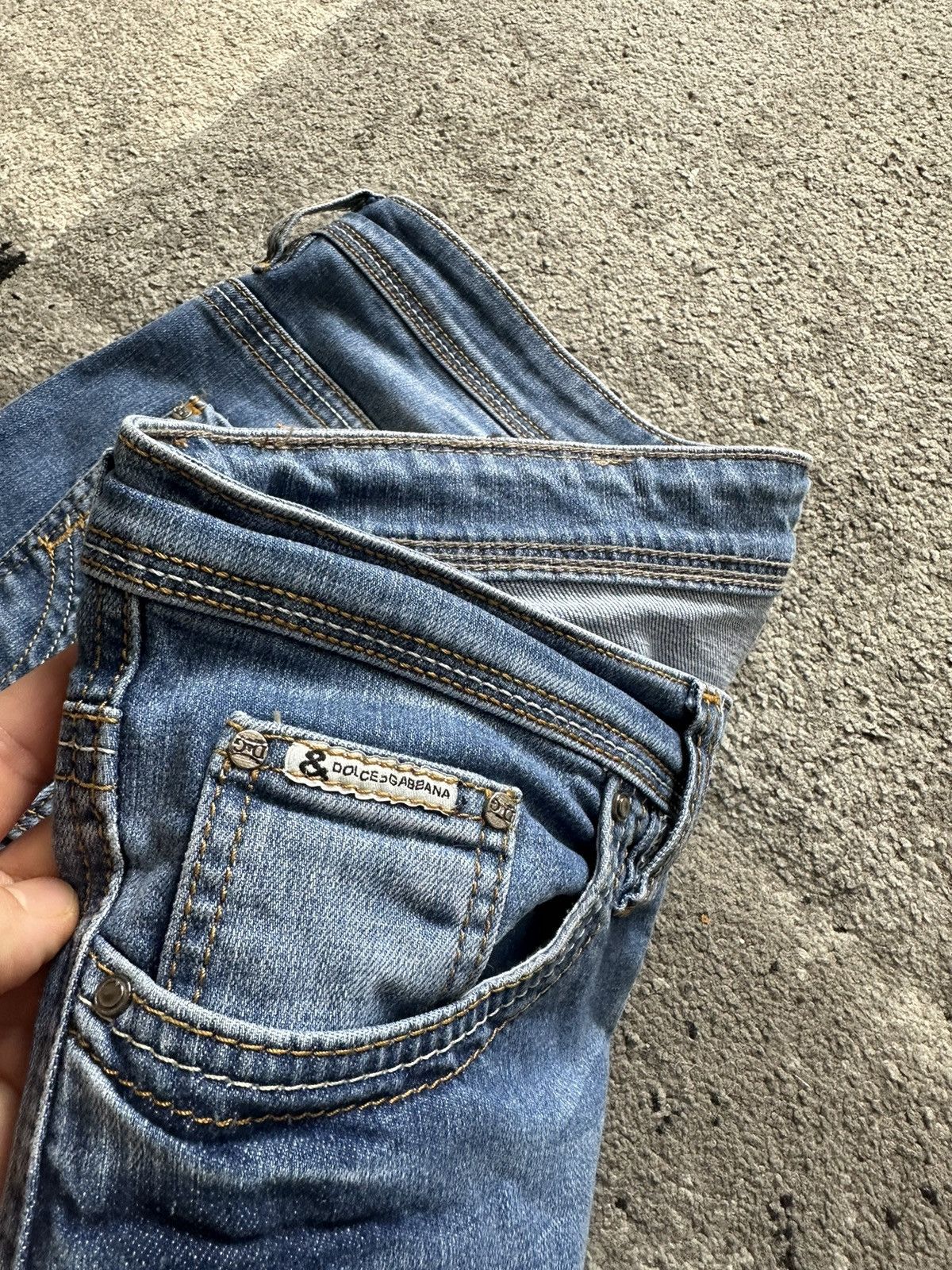 Dolce & Gabbana Vintage Dolce & Gabbana Faded Wash Style Jeans Size US 34 / EU 50 - 7 Thumbnail