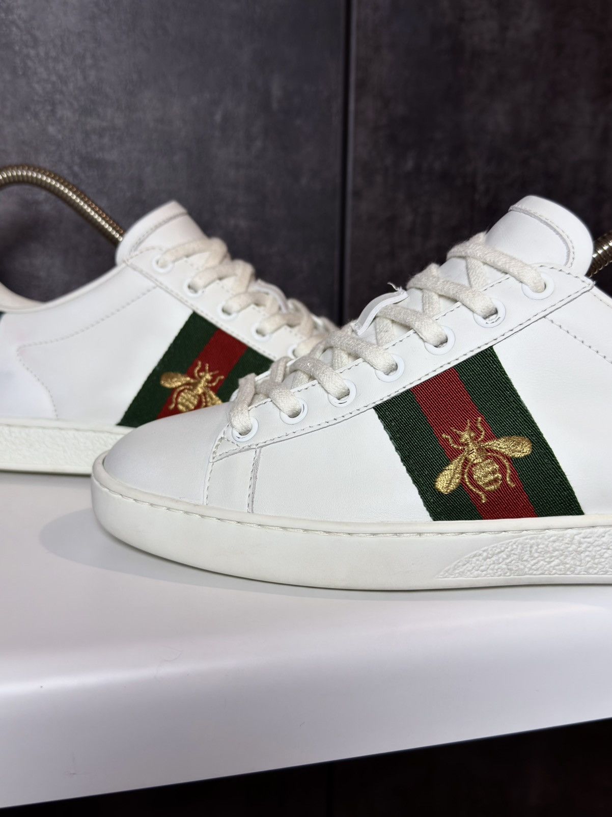 Gucci Gucci Ace Bee Low Top Sneakers Tom Ford Golden Goose Dior Size US 7 / IT 37 - 11 Thumbnail