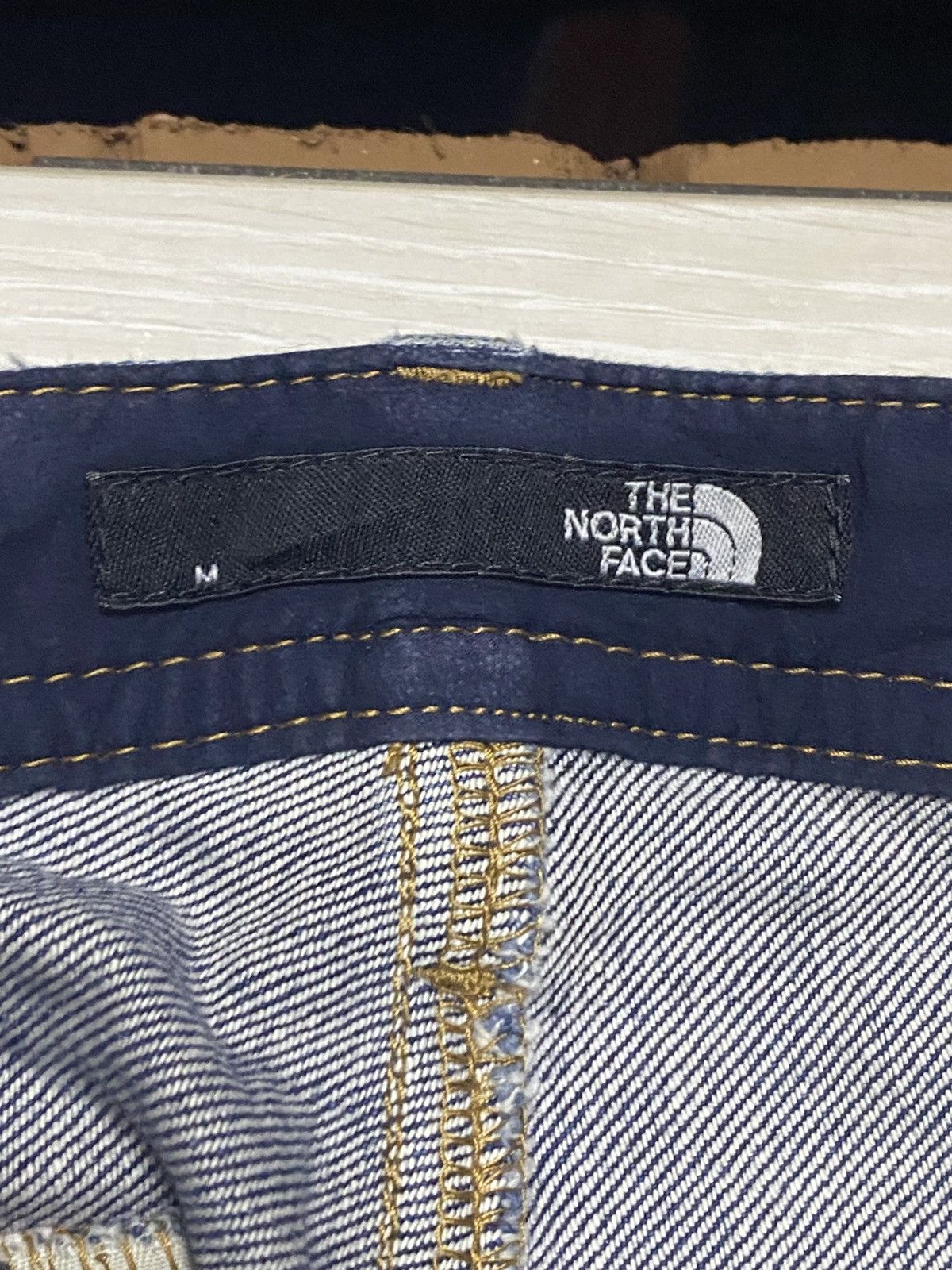 The North Face Vintage The North Face Distressed Slim Fit Jeans Size US 33 - 12 Thumbnail