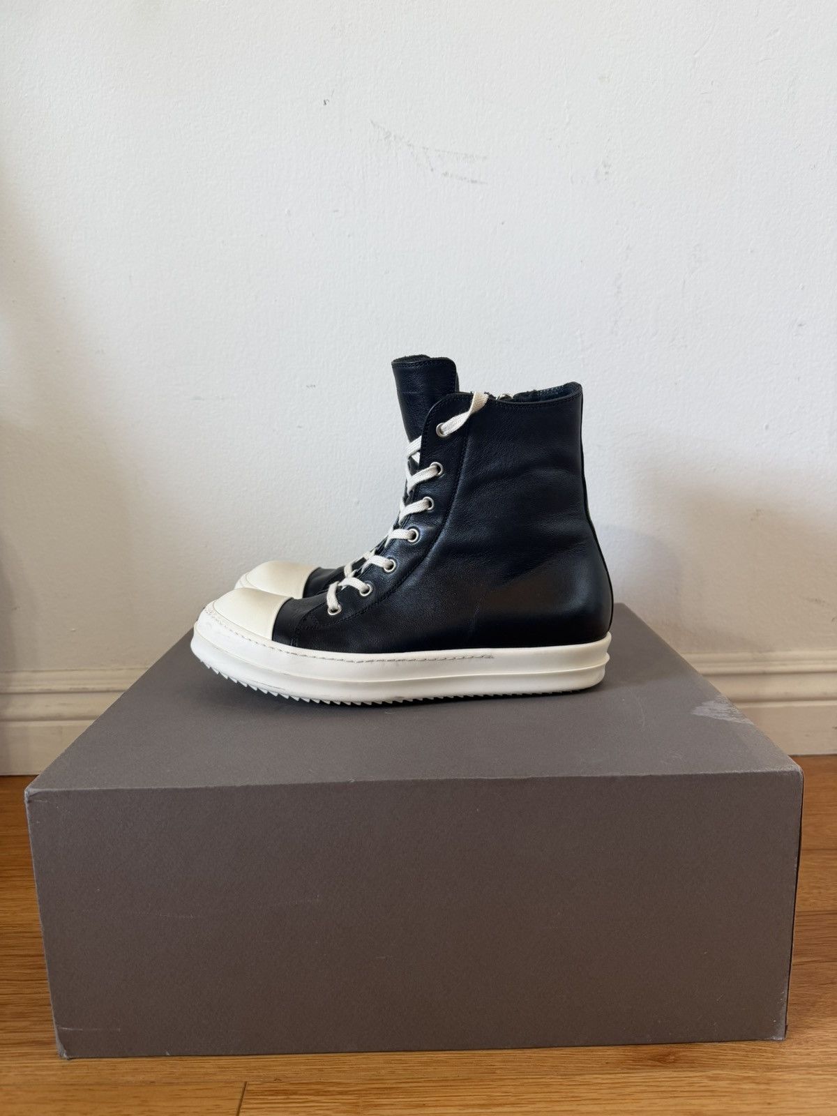 Rick Owens Main line leather sneakers Size US 7 / EU 40 - 1 Thumbnail