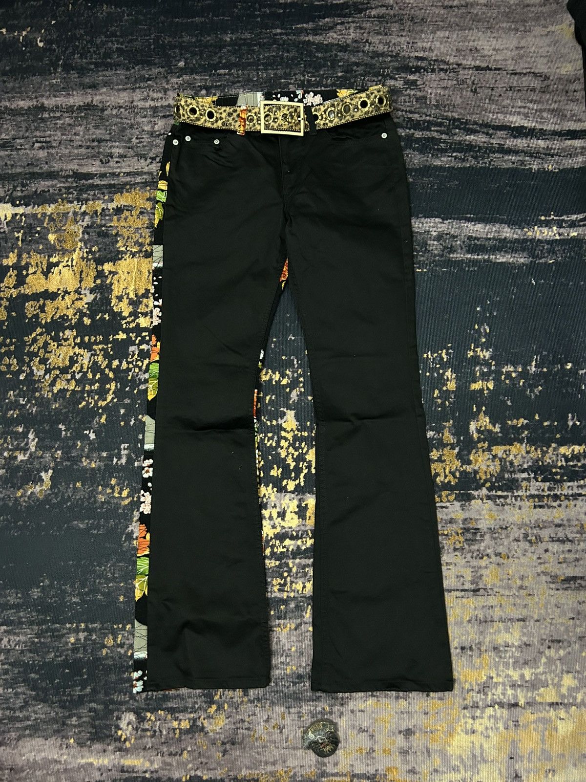 Japanese Brand Japanese Brand Glamdy Flower Motive Restructure Flare Pants Size US 32 / EU 48 - 4 Thumbnail