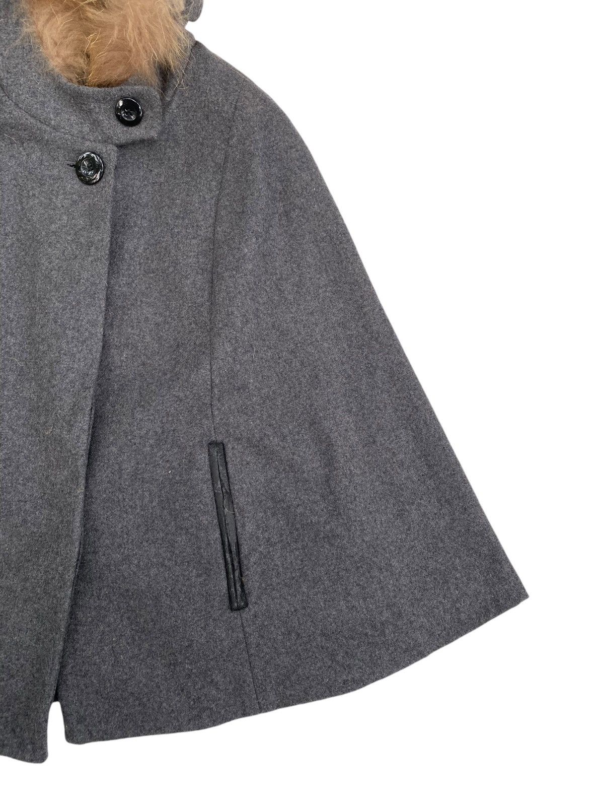 Japanese Brand × Vintage Vtg Wool Deskip Fur Capes Batwing Size US M / EU 48-50 / 2 - 6 Thumbnail