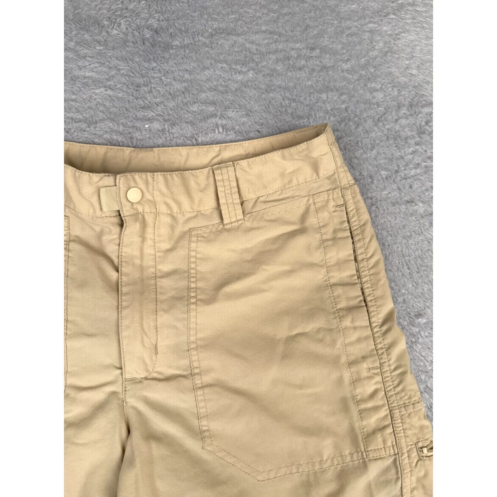 Patagonia Patagonia Shorts Women 6 Beige Nylon Cargo Zip Pockets Hiking Camp 27x8 Size 28" / US 6 / IT 42 - 5 Thumbnail