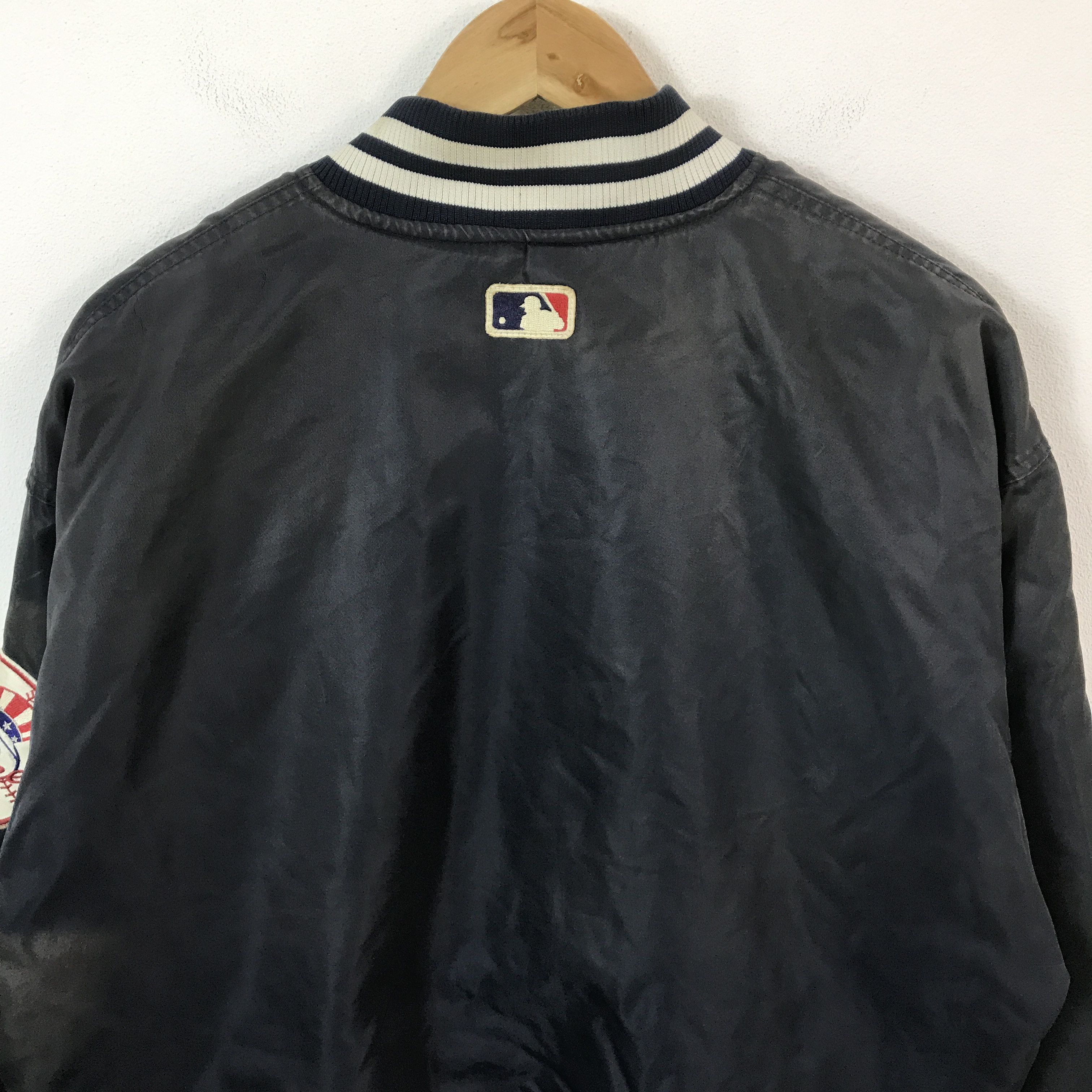 New York Yankees New York Yankees Distressed logo Sun faded jacket Size US M / EU 48-50 / 2 - 4 Thumbnail