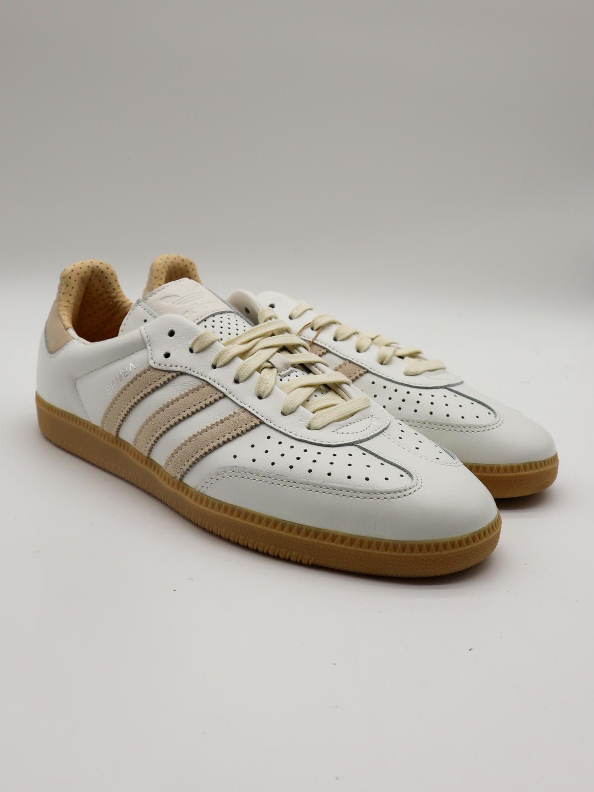 adidas gazelle silver green womens  Adidas Samba OG Core White Magic Beige (IG1376)