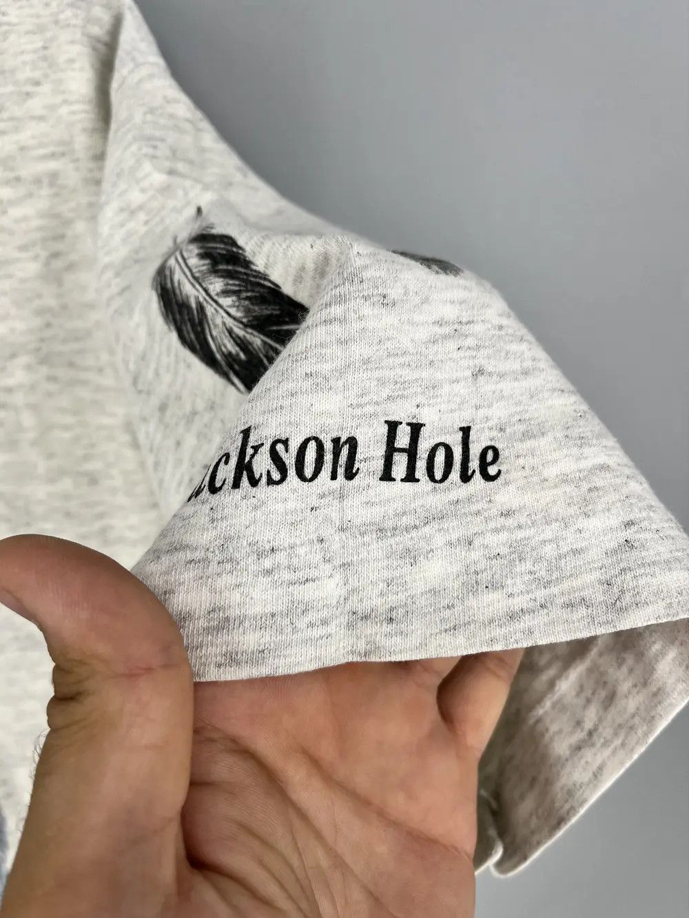 Fruit Of The Loom Vintage Wolf Jackson Hole T Shirt Single Stitch Graphic Tee Size US L / EU 52-54 / 3 - 9 Thumbnail