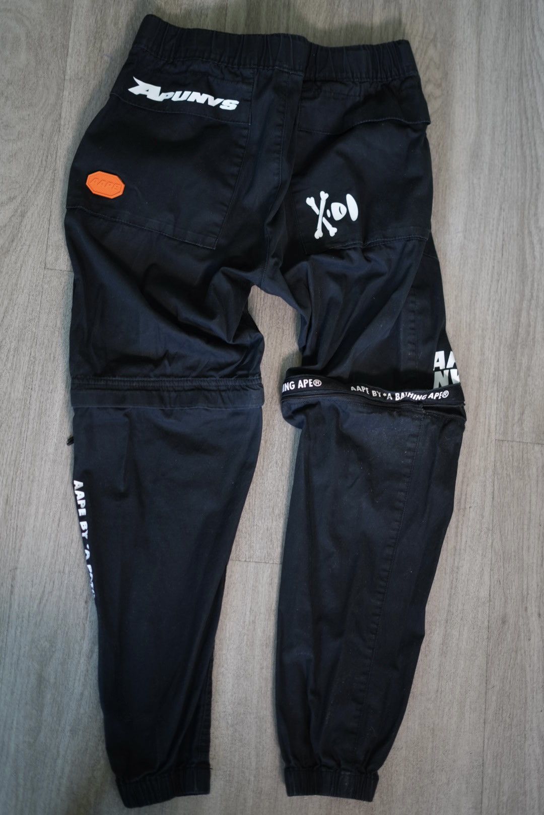 Aape Zip off Joggers / Shorts Size US 30 / EU 46 - 1 Thumbnail