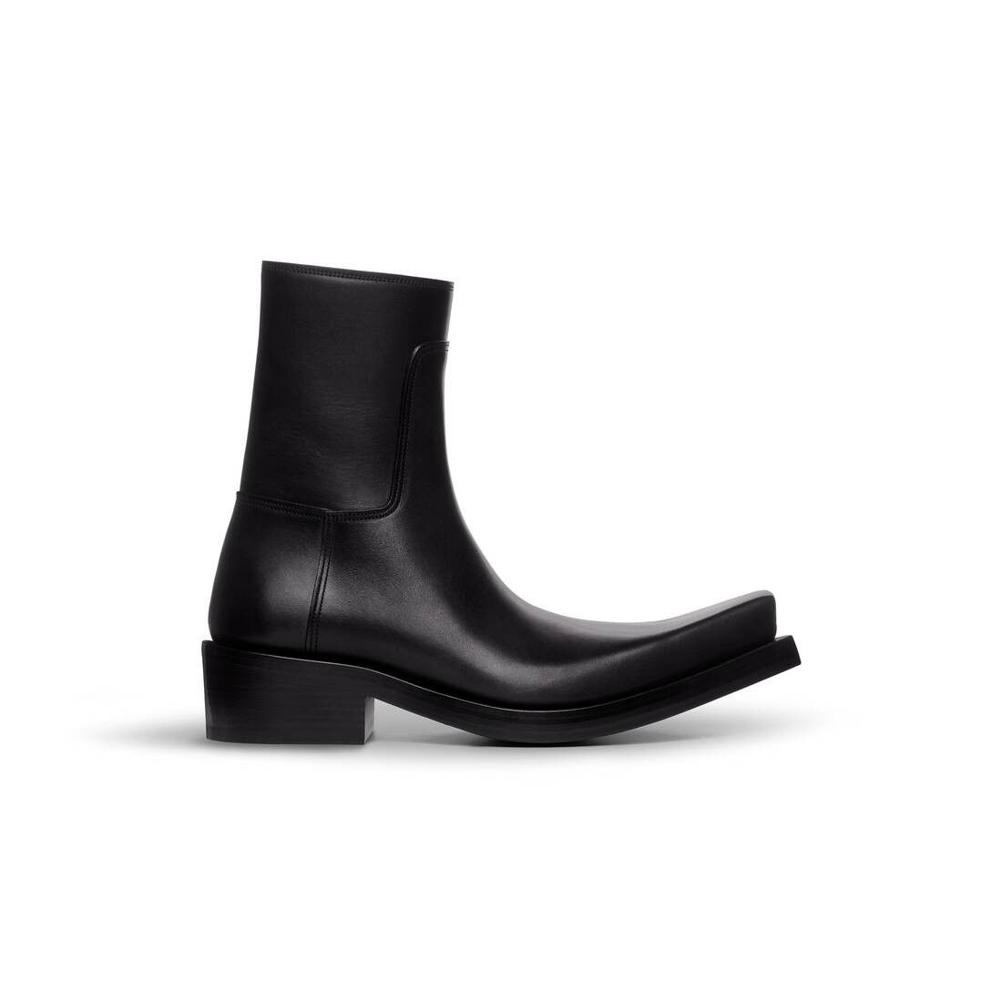 o1bcso1str1025 Santiago Booties in Black