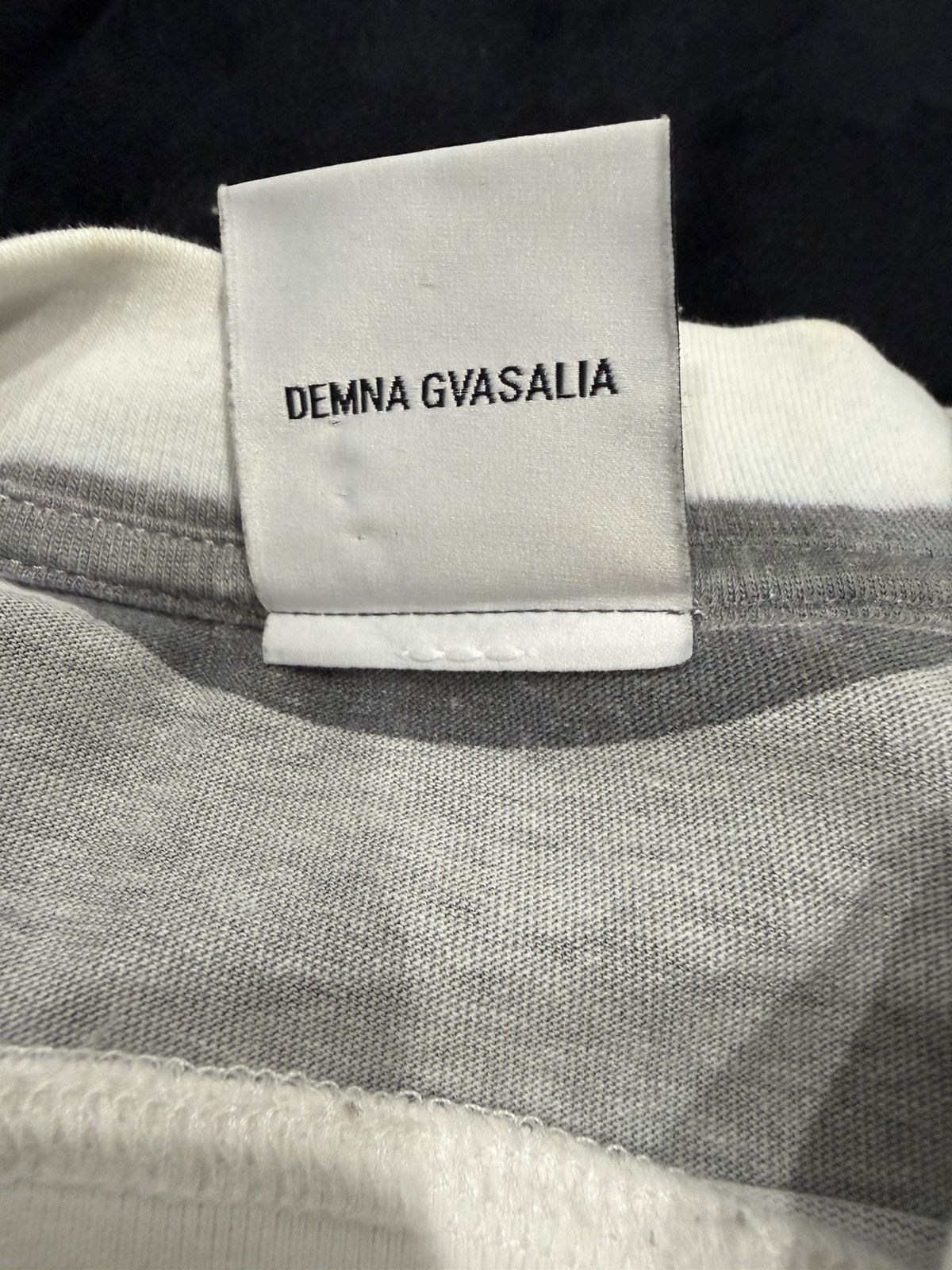 Vetements Vetements AW18 Weltzschmerz Trompe l’oeil shirt Size US XL / EU 56 / 4 - 4 Thumbnail