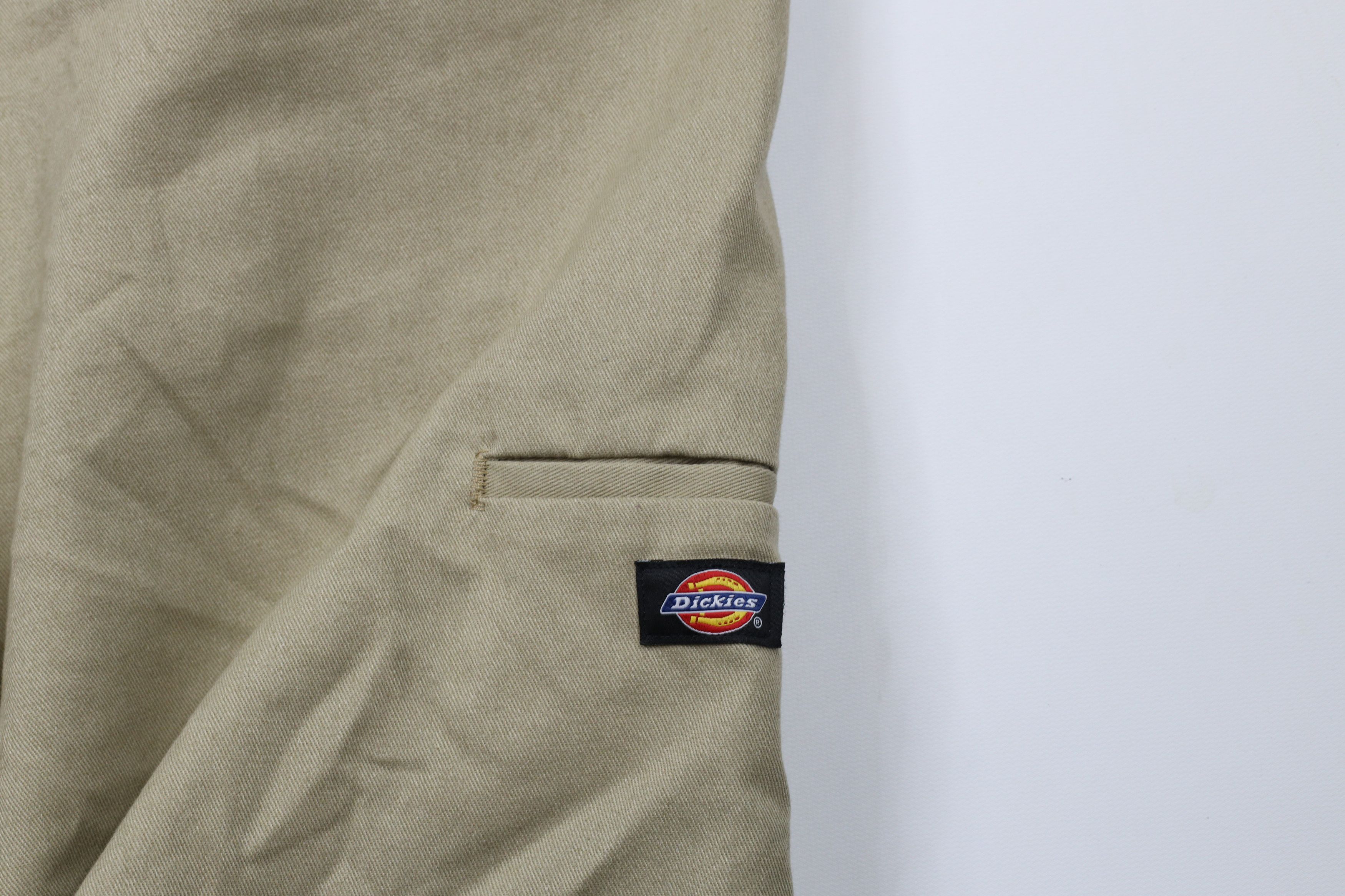 Dickies × Vintage Vintage Dickies Spell Out Workwear Mechanic Shorts Beige Size US 40 / EU 56 - 14 Thumbnail