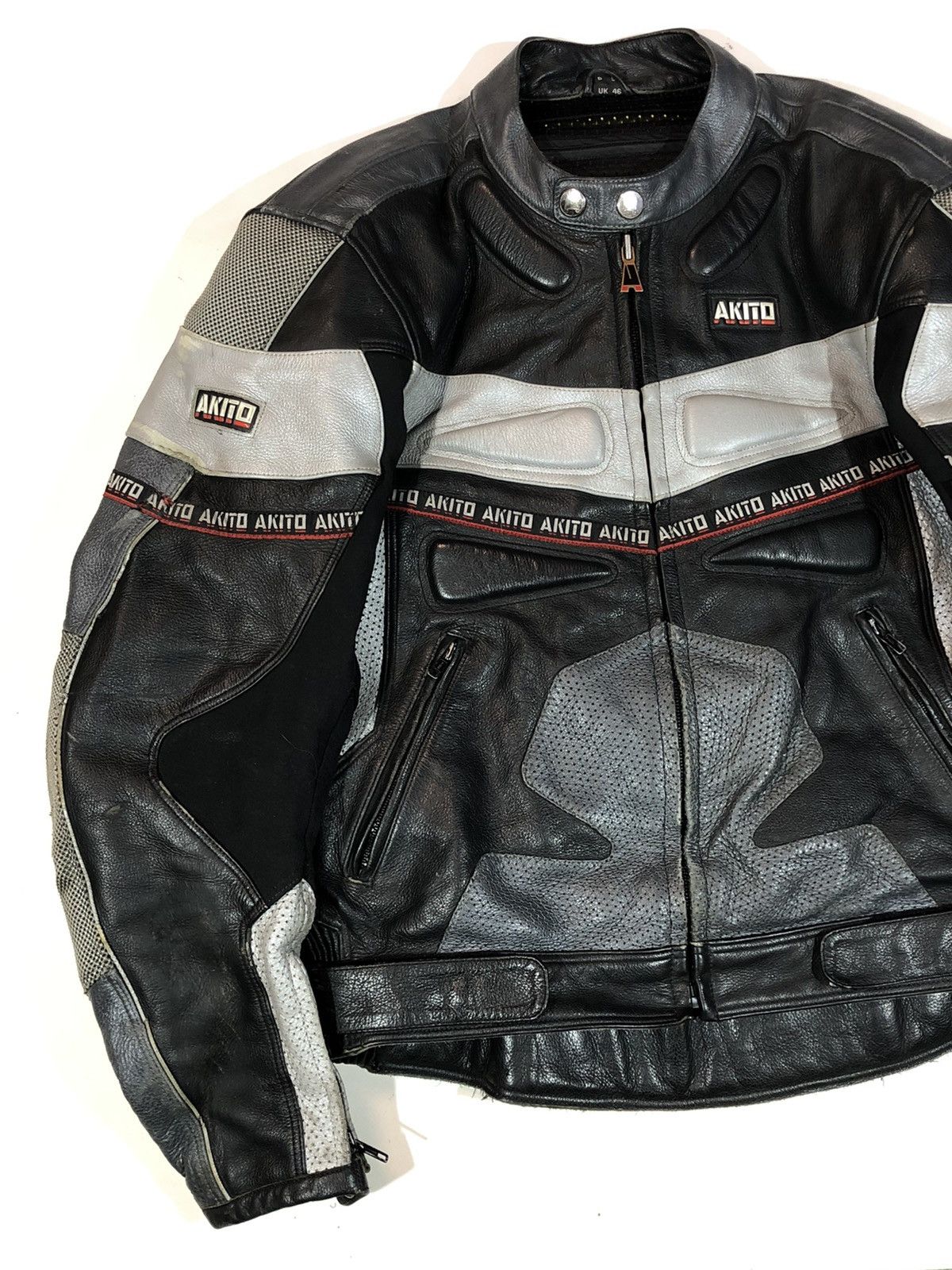 Dainese × Ferrari × Yamaha Akito leather jacket motorcycle Racing vintage Size US S / EU 44-46 / 1 - 7 Thumbnail
