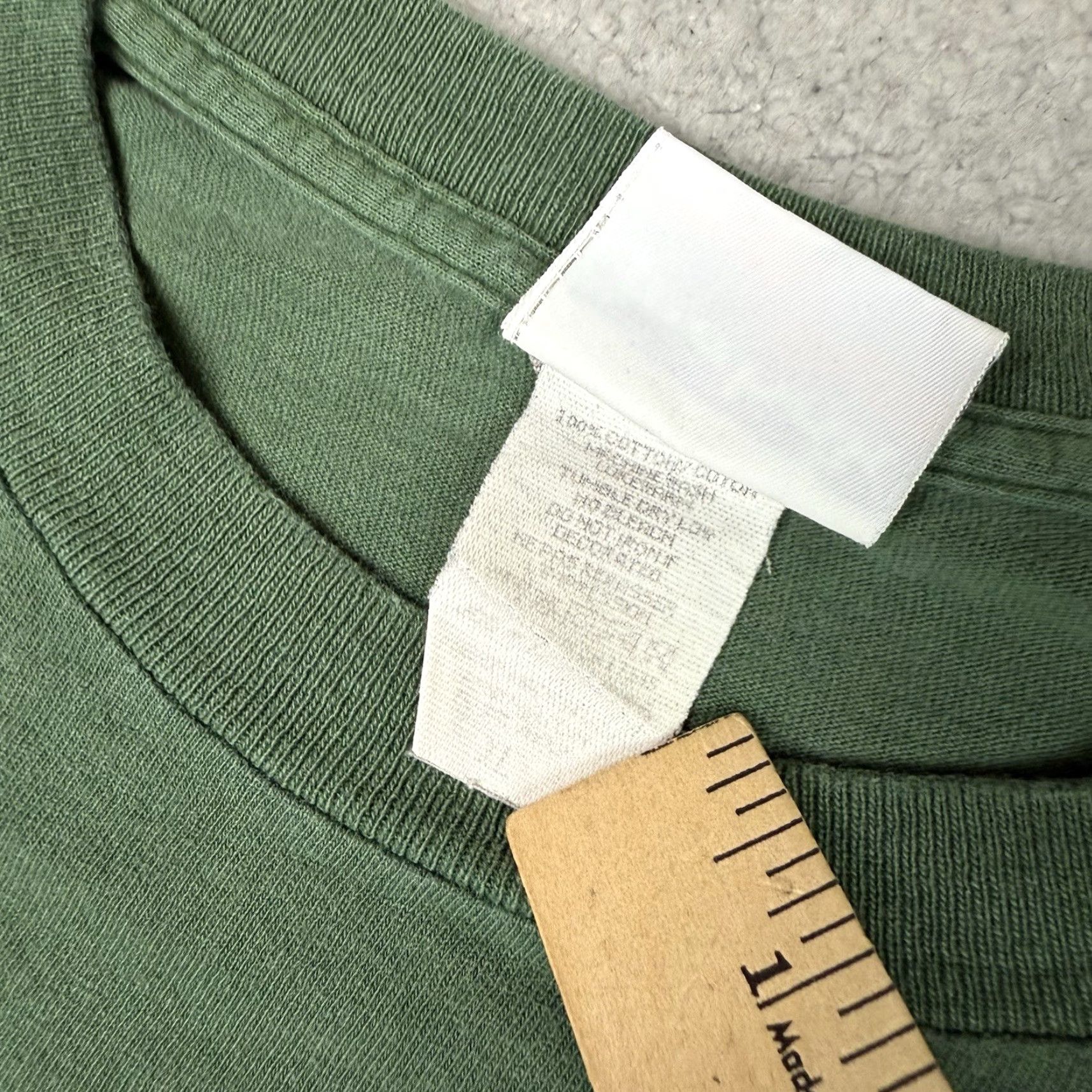Reebok VINTAGE Reebok T Shirt Adult XL Green Embroidered Distressed 90s Y2K Size US XL / EU 56 / 4 - 6 Thumbnail