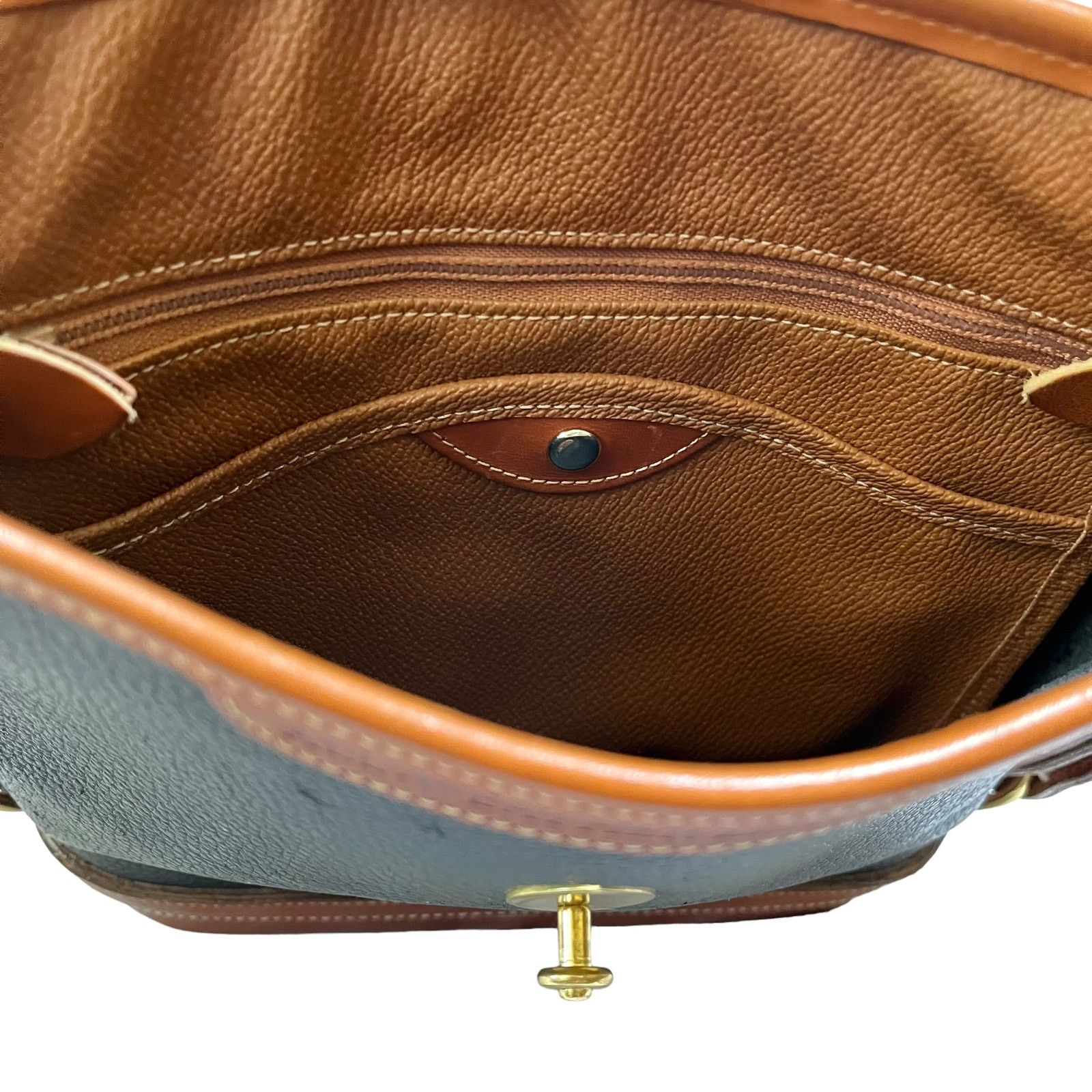 Dooney & Bourke × Vintage Vintage Dooney & Bourke Cavalry Spectator AWL Shoulder Bag Size ONE SIZE - 5 Thumbnail