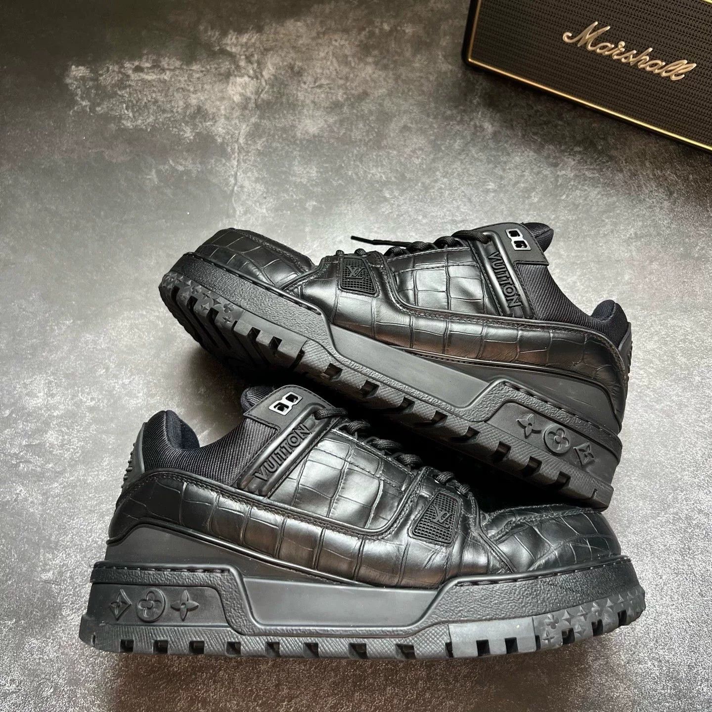 Louis Vuitton Louis Vuitton Training Black Lowtop Sneakers 42 Men Size US 9 / EU 42 - 1 Thumbnail