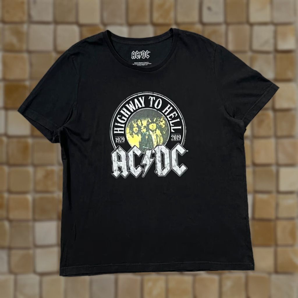 Other AC/DC Highway To Hell Logo Spellout Graphic Hard Rock Band T-Shirt Black Large Mens XL Measurements Pit to Pit 22" Length 28" Shoulder to Cuff 9" Size US L / EU 52-54 / 3 - 1 Thumbnail