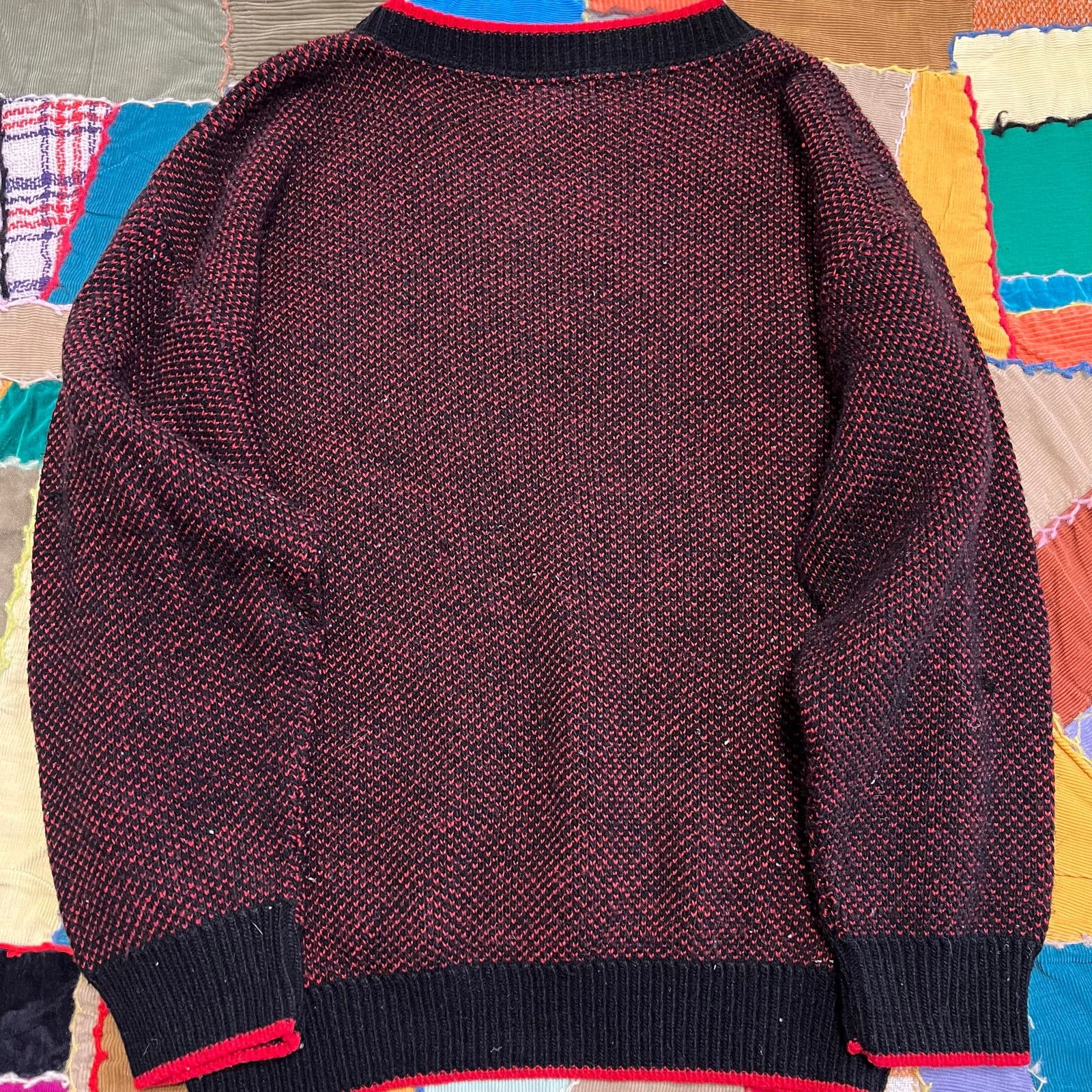 Other Vintage Cuddle Knit Mixed Red and Black Sweater Medium/Large Size US M / EU 48-50 / 2 - 2 Thumbnail