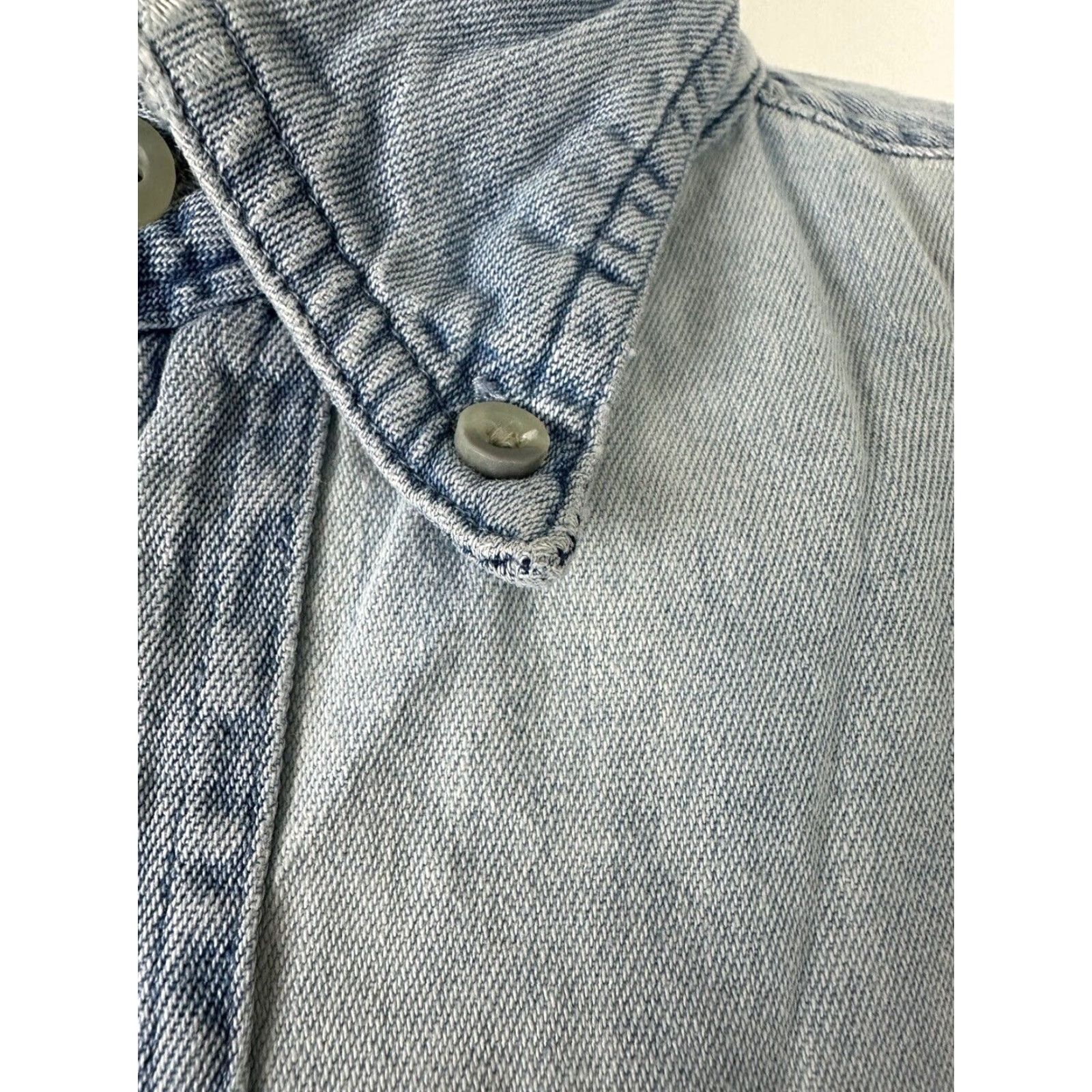 Vintage VINTAGE 90s Cactus Denim Shirt Men Medium Long Sleeve Blue Button-Up Grunge Hipster Size US M / EU 48-50 / 2 - 5 Thumbnail
