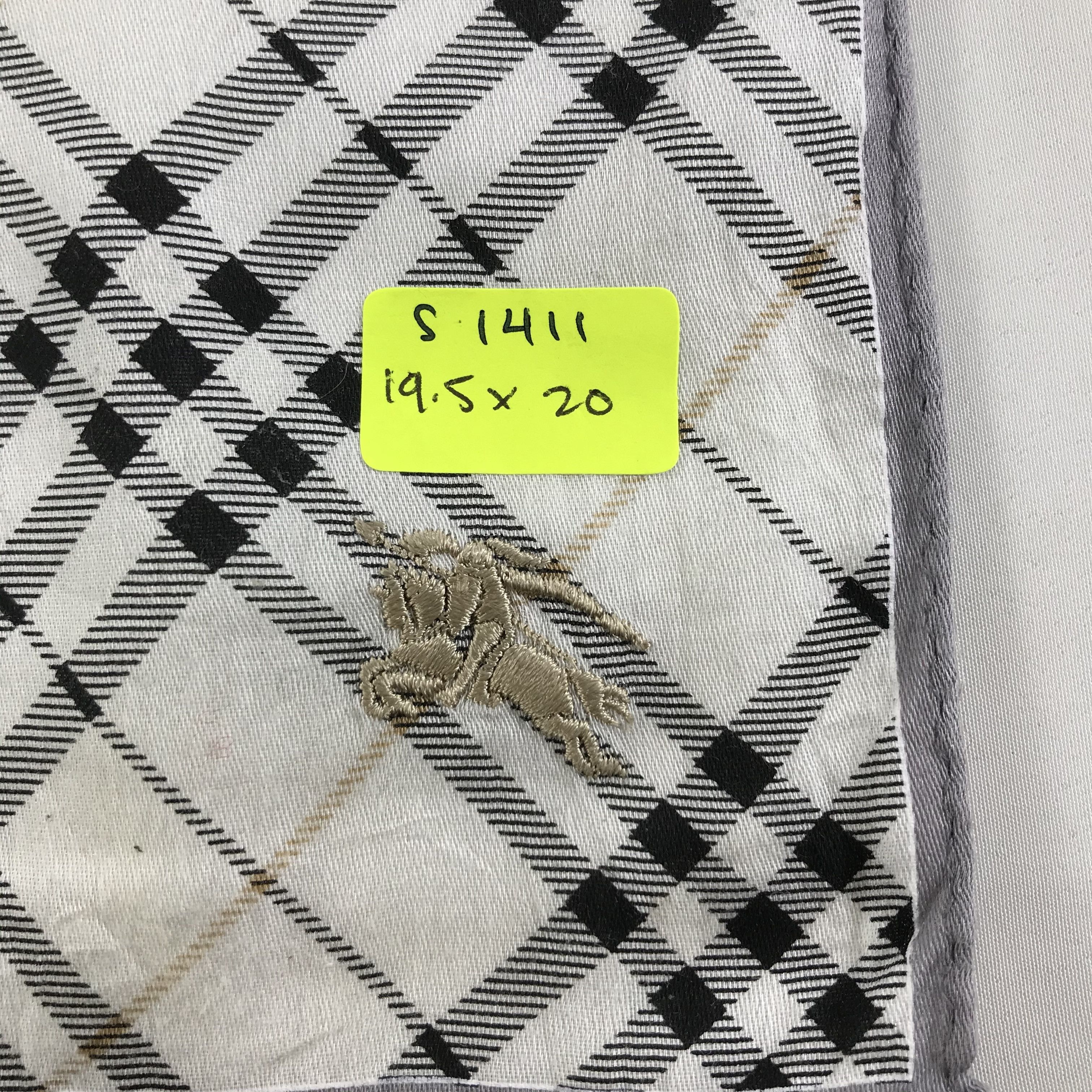 Burberry × Vintage Burberry Bandana / Handkerchief / Neckerchief - S1411 Size ONE SIZE - 5 Thumbnail